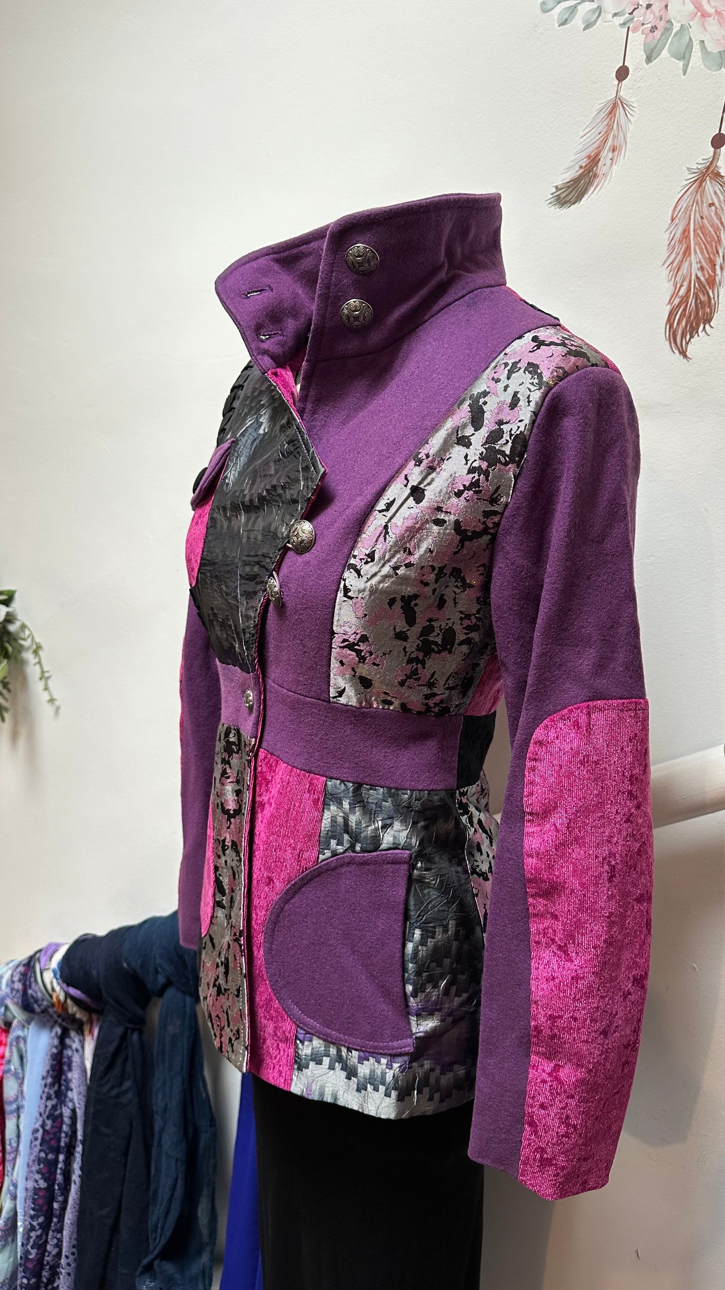 Stunning Blazer Size S