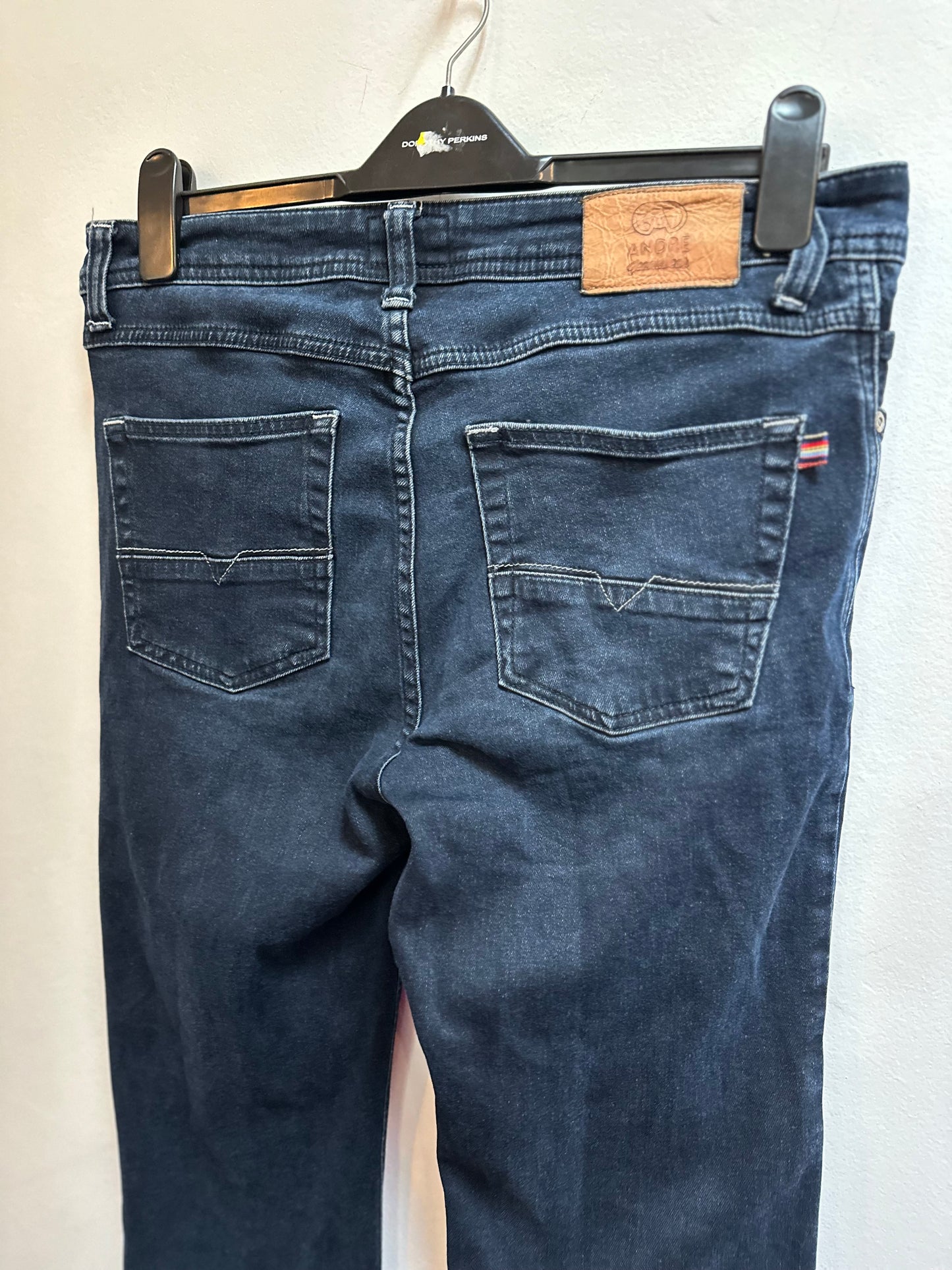 Andre Stretchy Jeans Size 34S