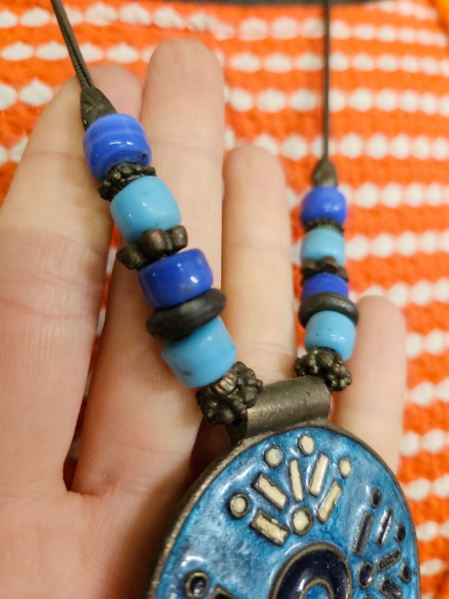 Medallion necklace