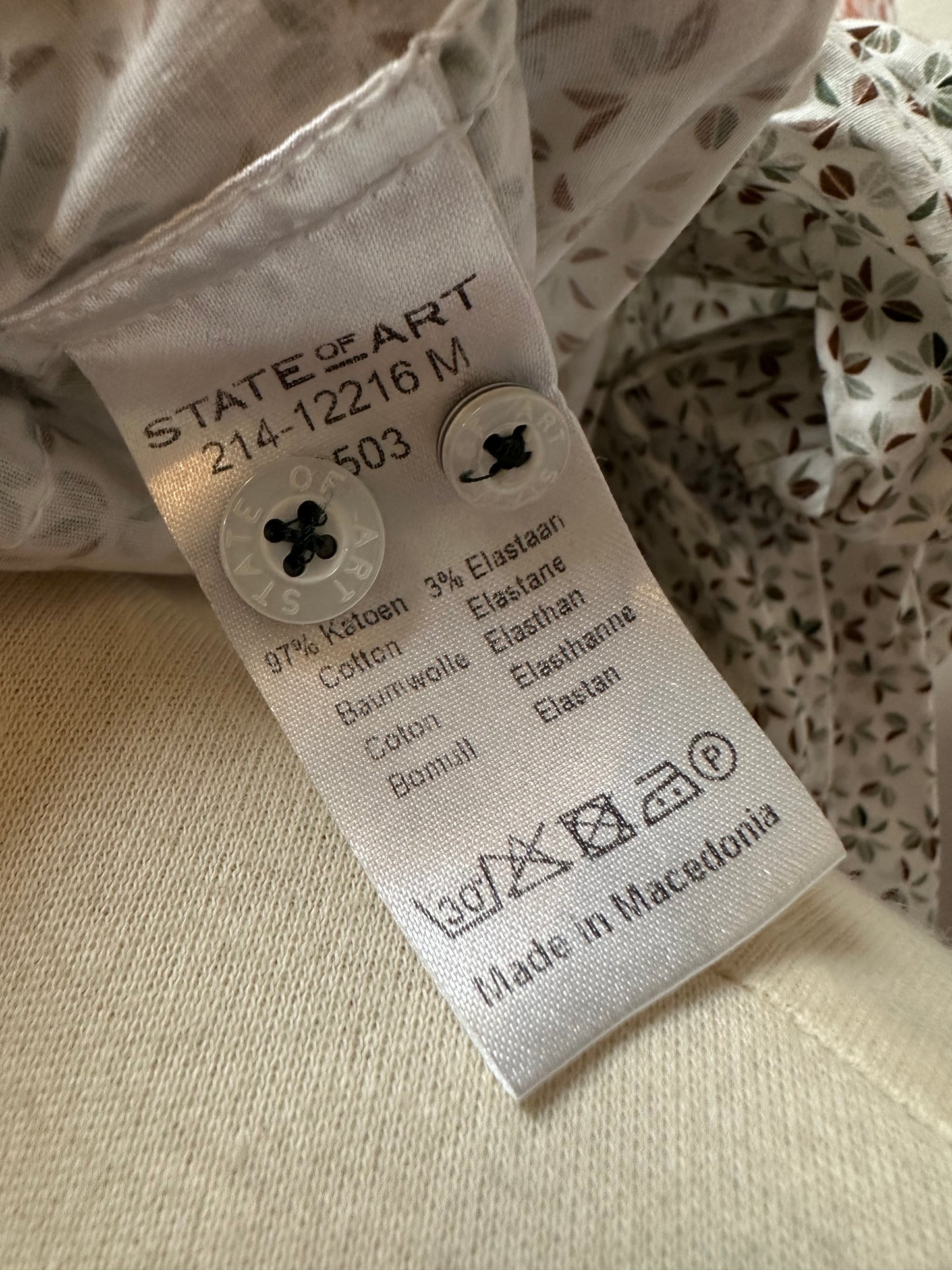 State of Art Shirt Size M