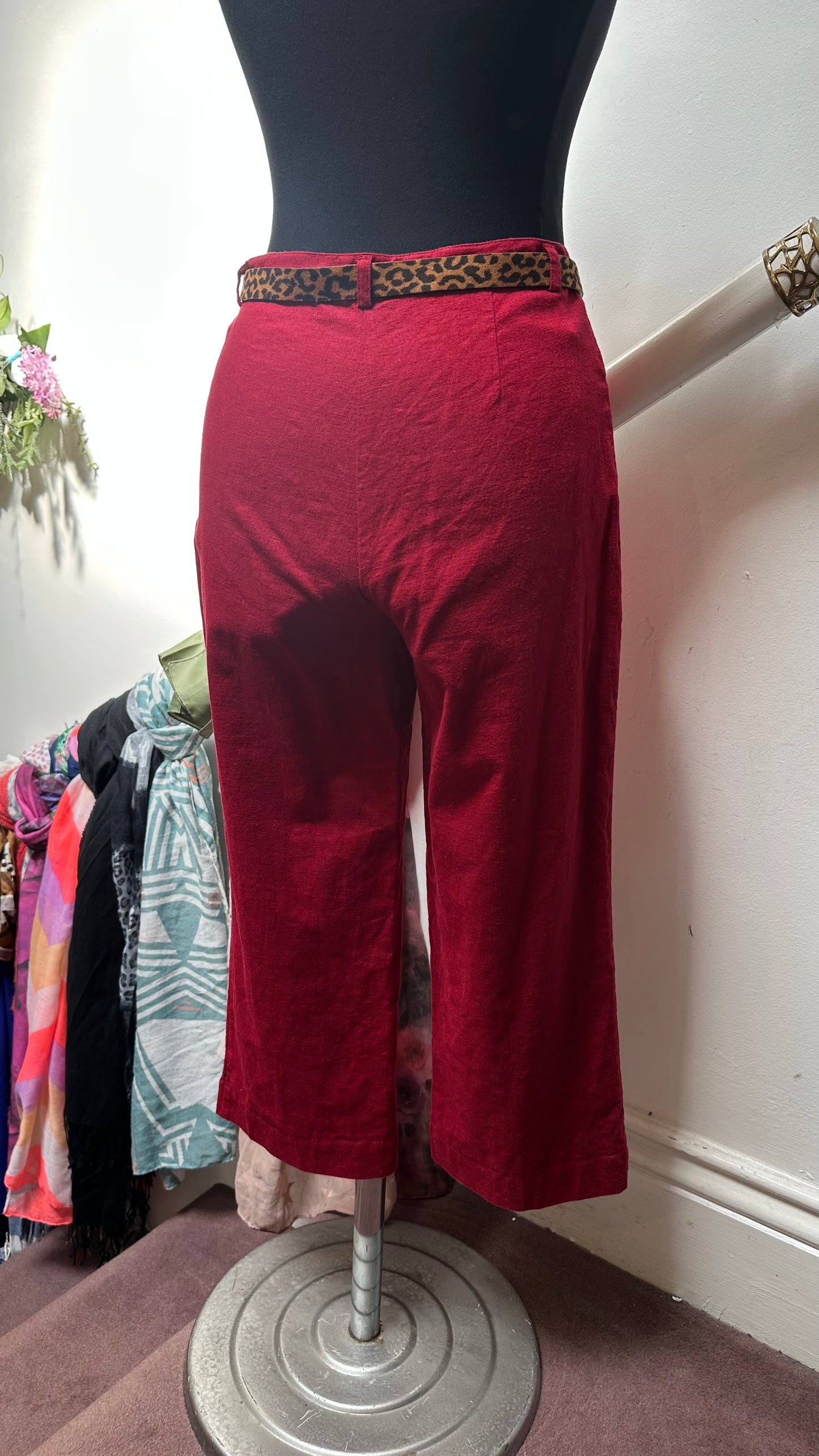 Gerard Linen Blend 2 Piece Size 10 (belt not included)