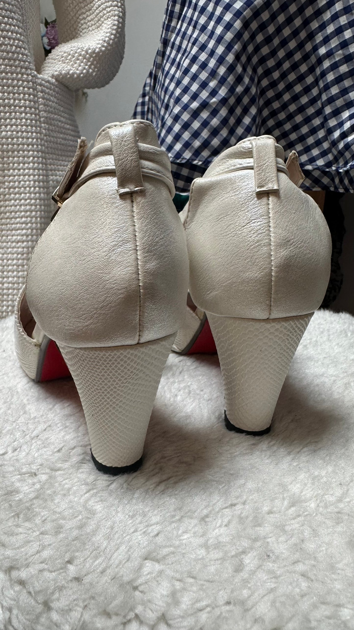Kate Appleby Pearl Peeptoes Size 38