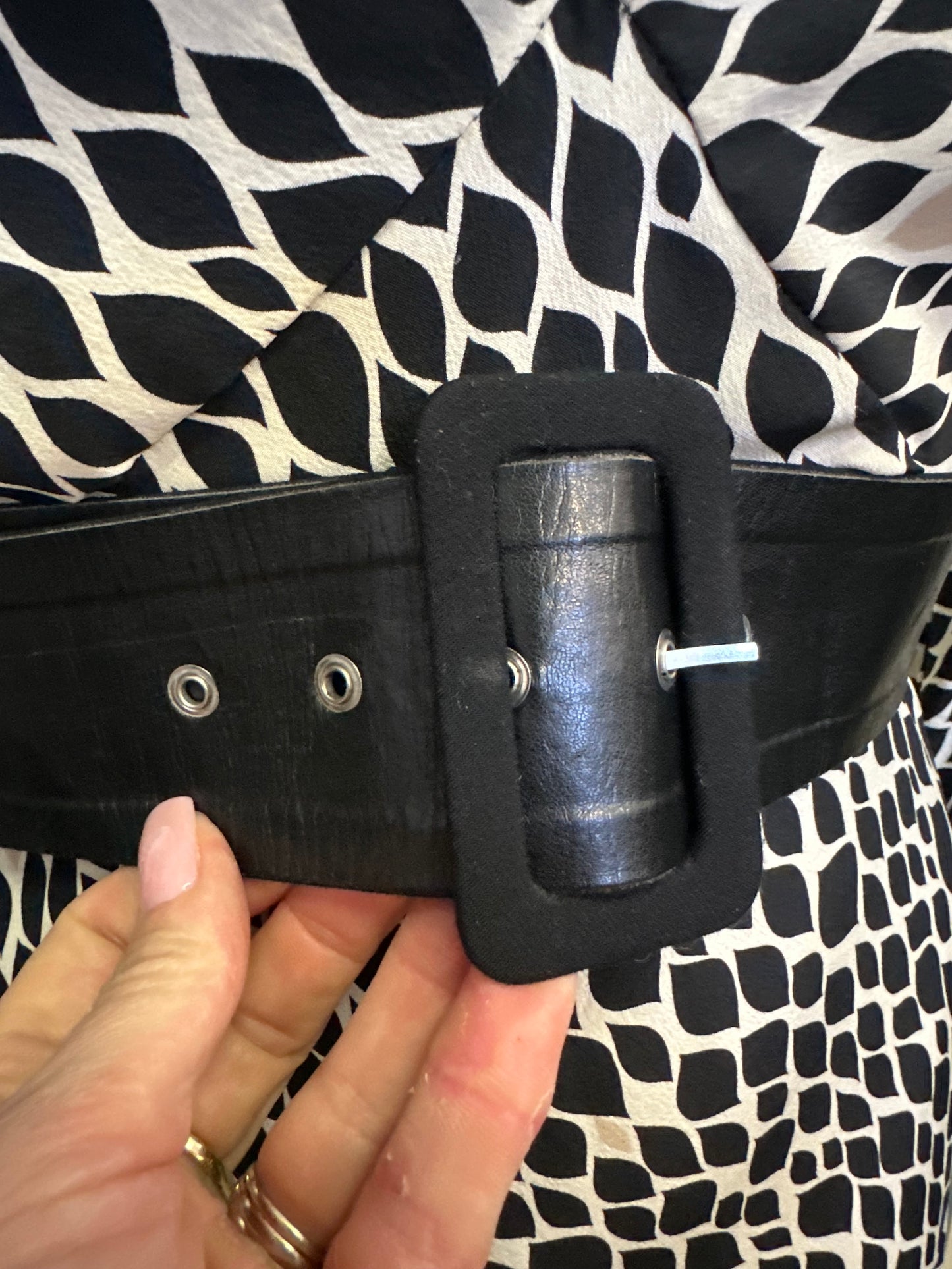 Reversible Black Waist Belt Size XS/S