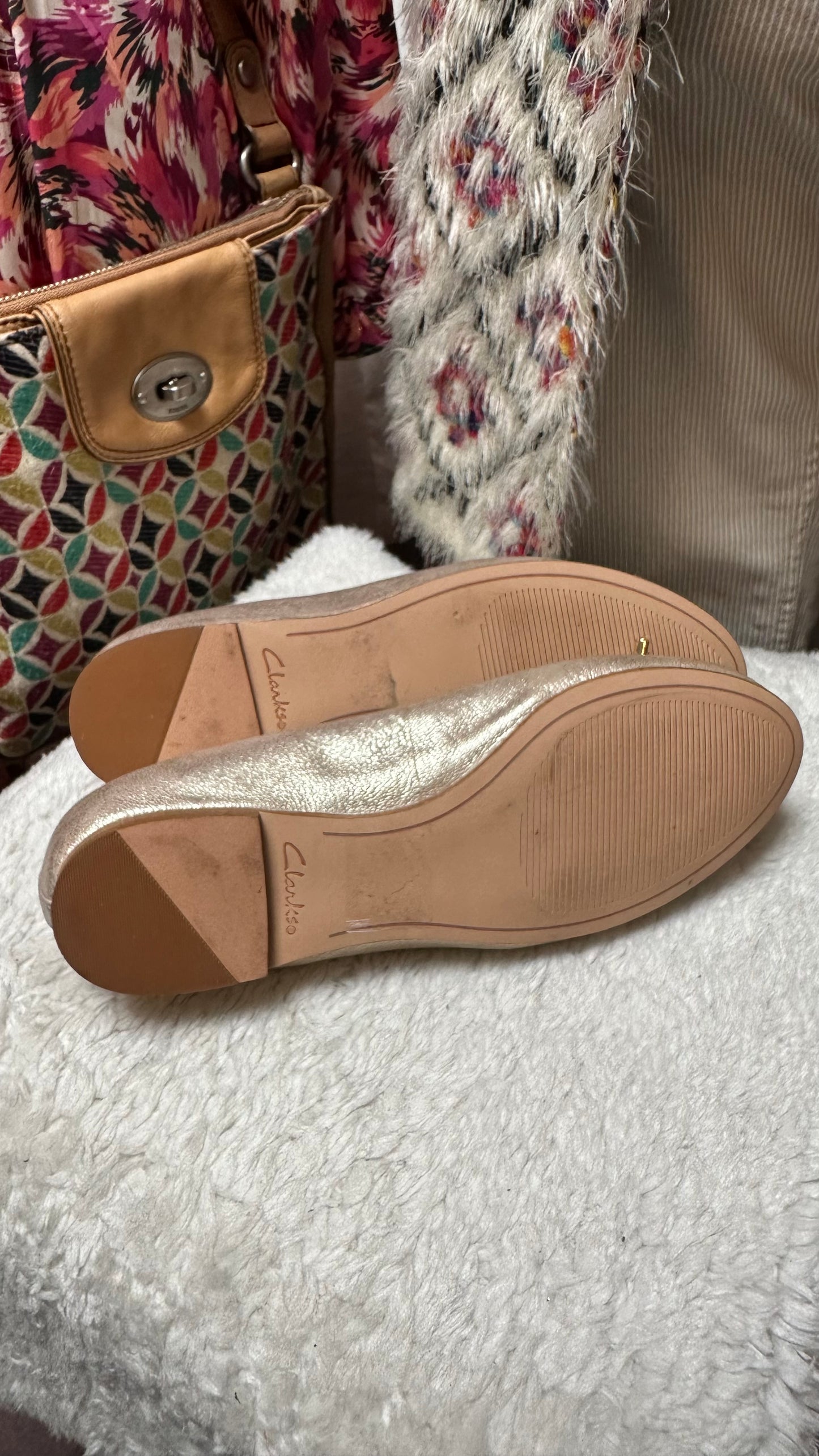 Clark’s Gold Ballerinas As New Size 4.5