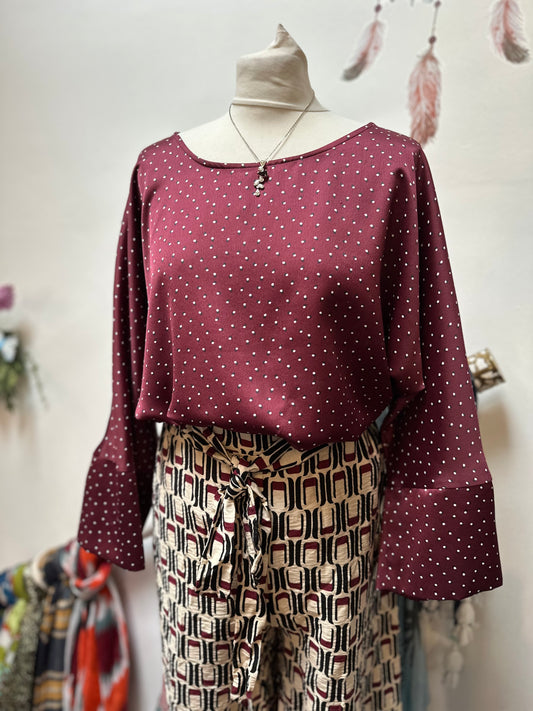 Gallery Burgundy Satin-like Top Size 20