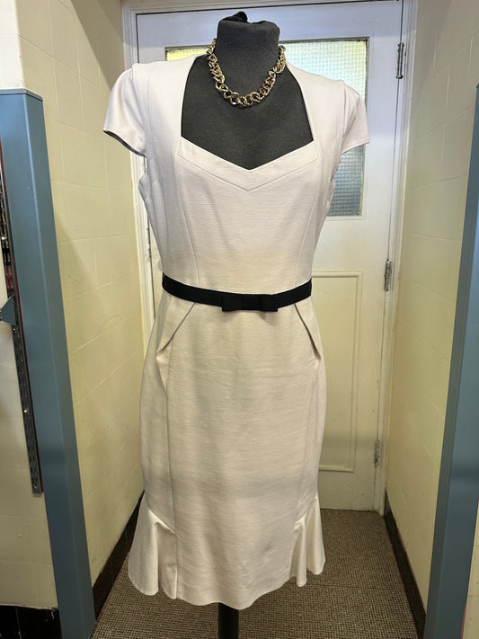 Designer Karen Millen Cream Belted Dress Size 14 (Small Fitting)