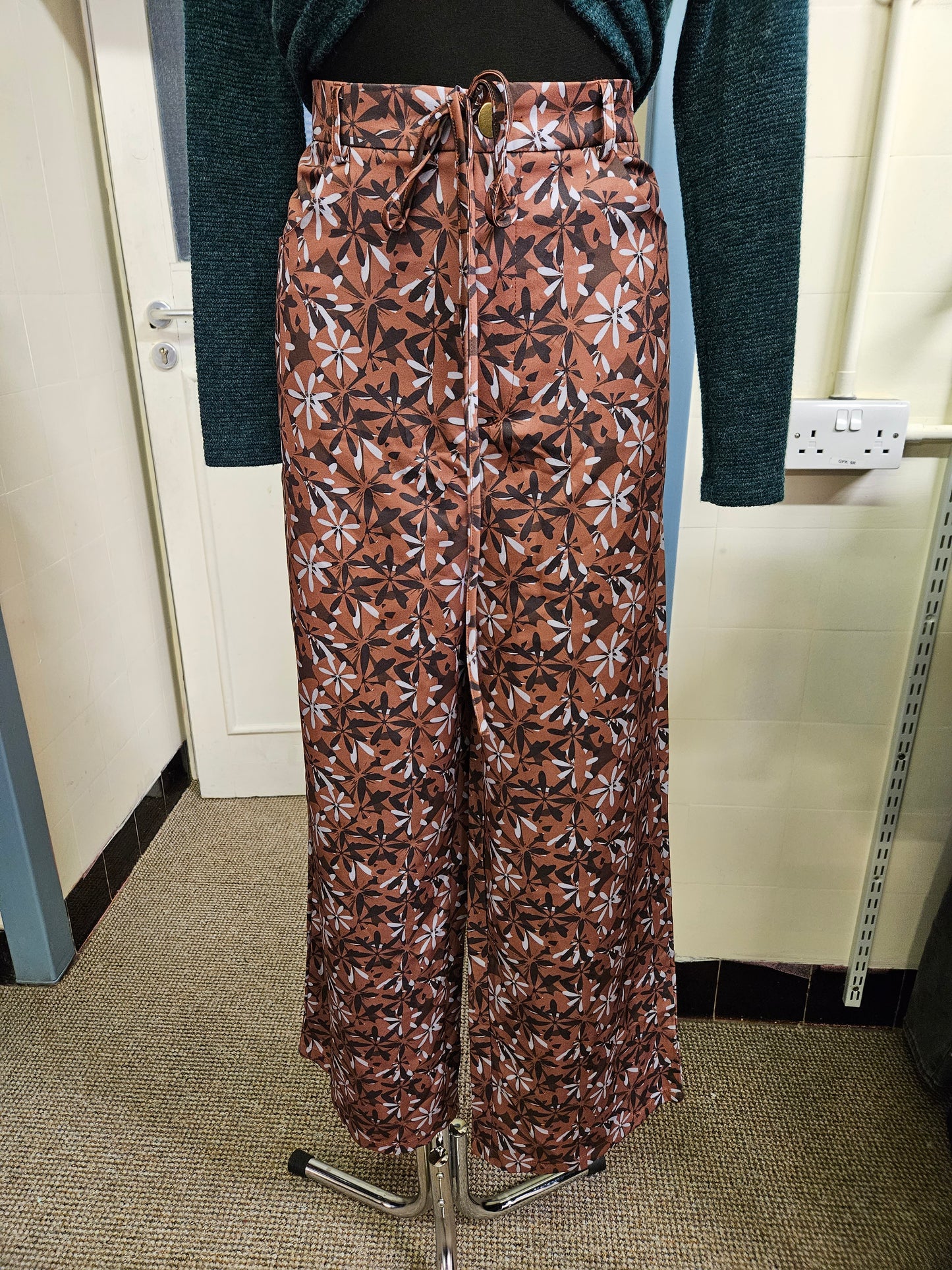 Shein wide leg trousers, new, size L