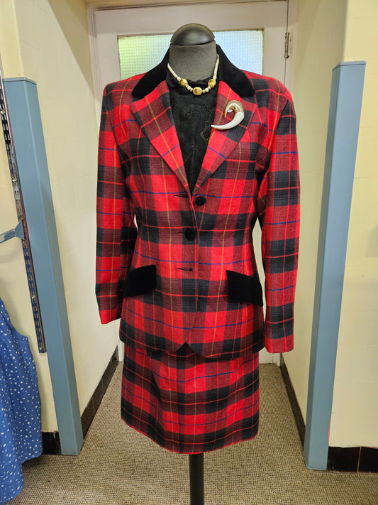 Scardi Collection, 100%wool,check jacket and skirt set,size 12