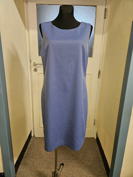 Savida,new,blue jacqard dress, rrp 45€, size 16(small fitting)