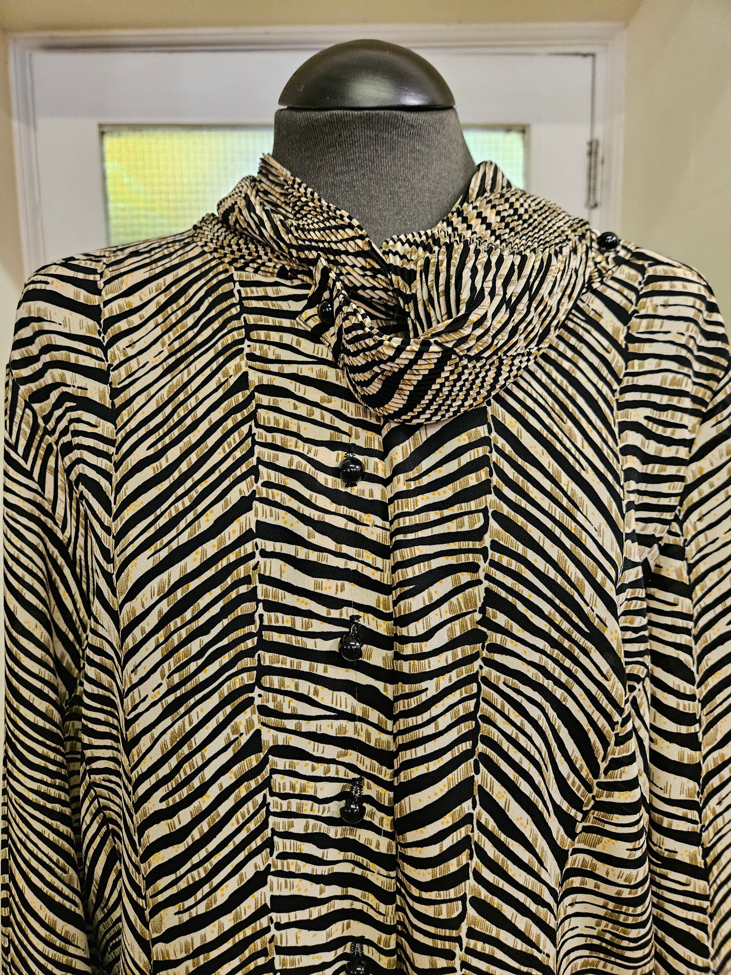 Shawl collar blouse, size 18