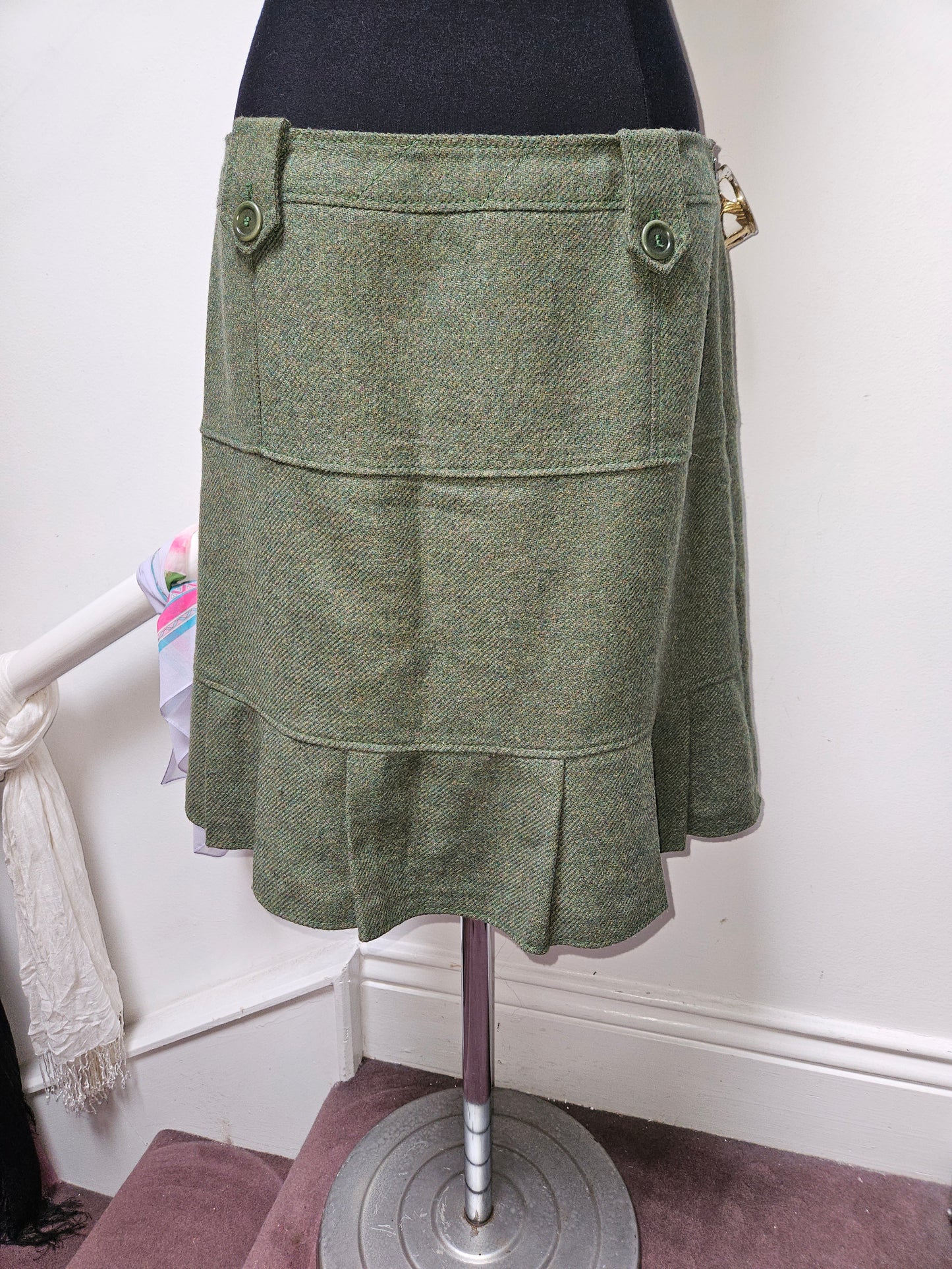 Whistles,  60 % virgin wool,16% mohair, khaki skirt with buttons, size 14