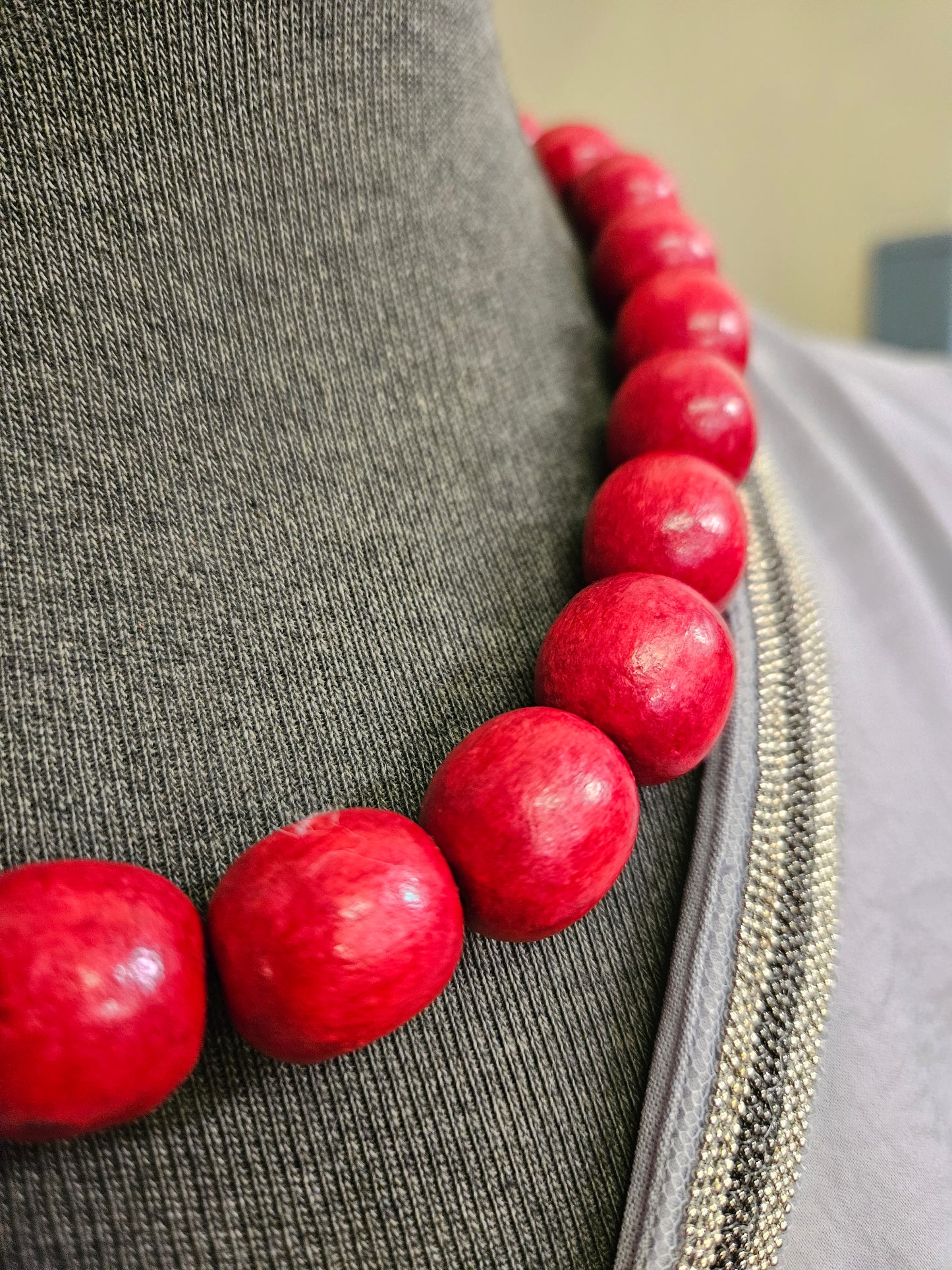 Wooden,red beads