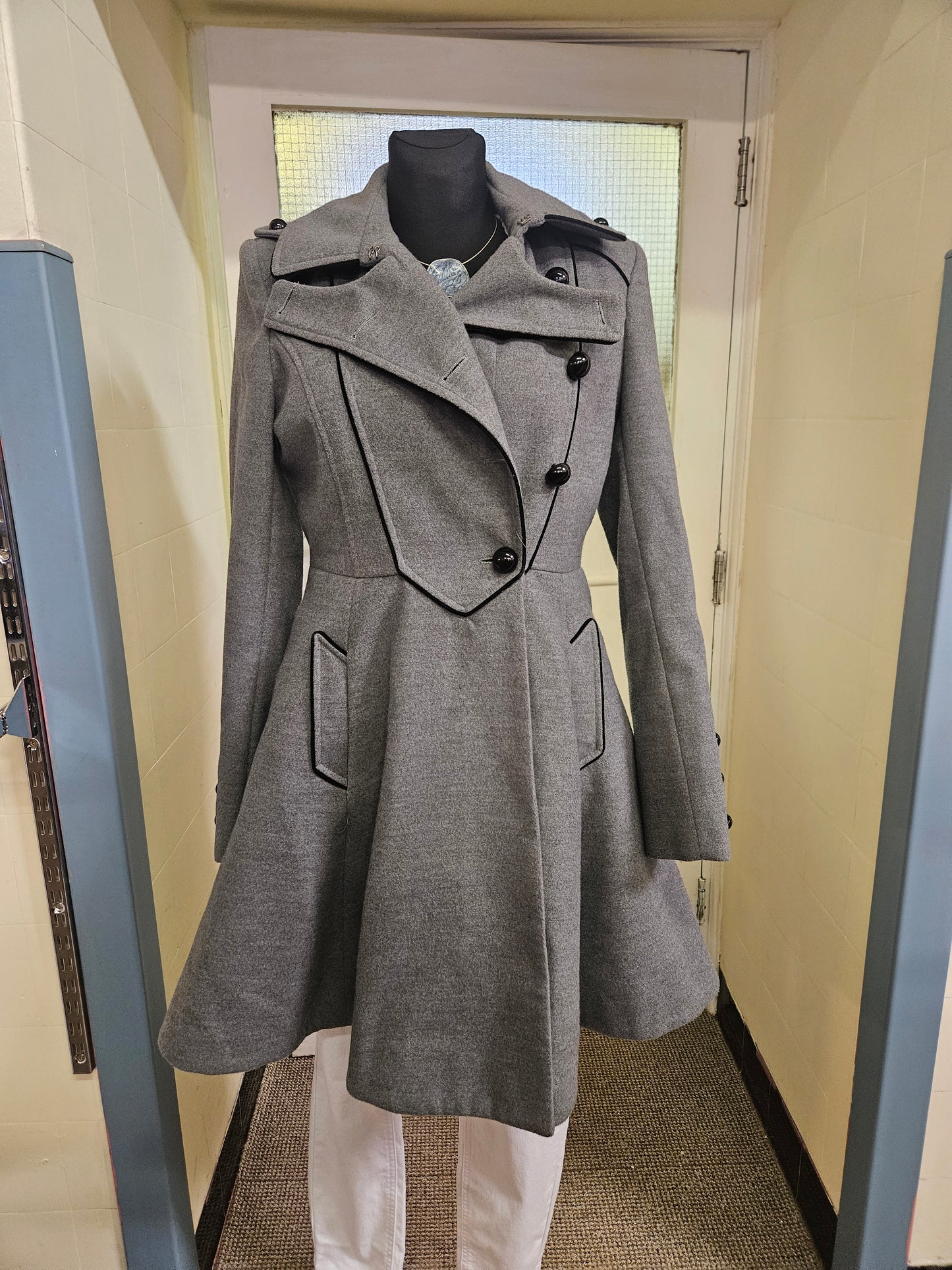 Savida coat, size 12 (button missing)