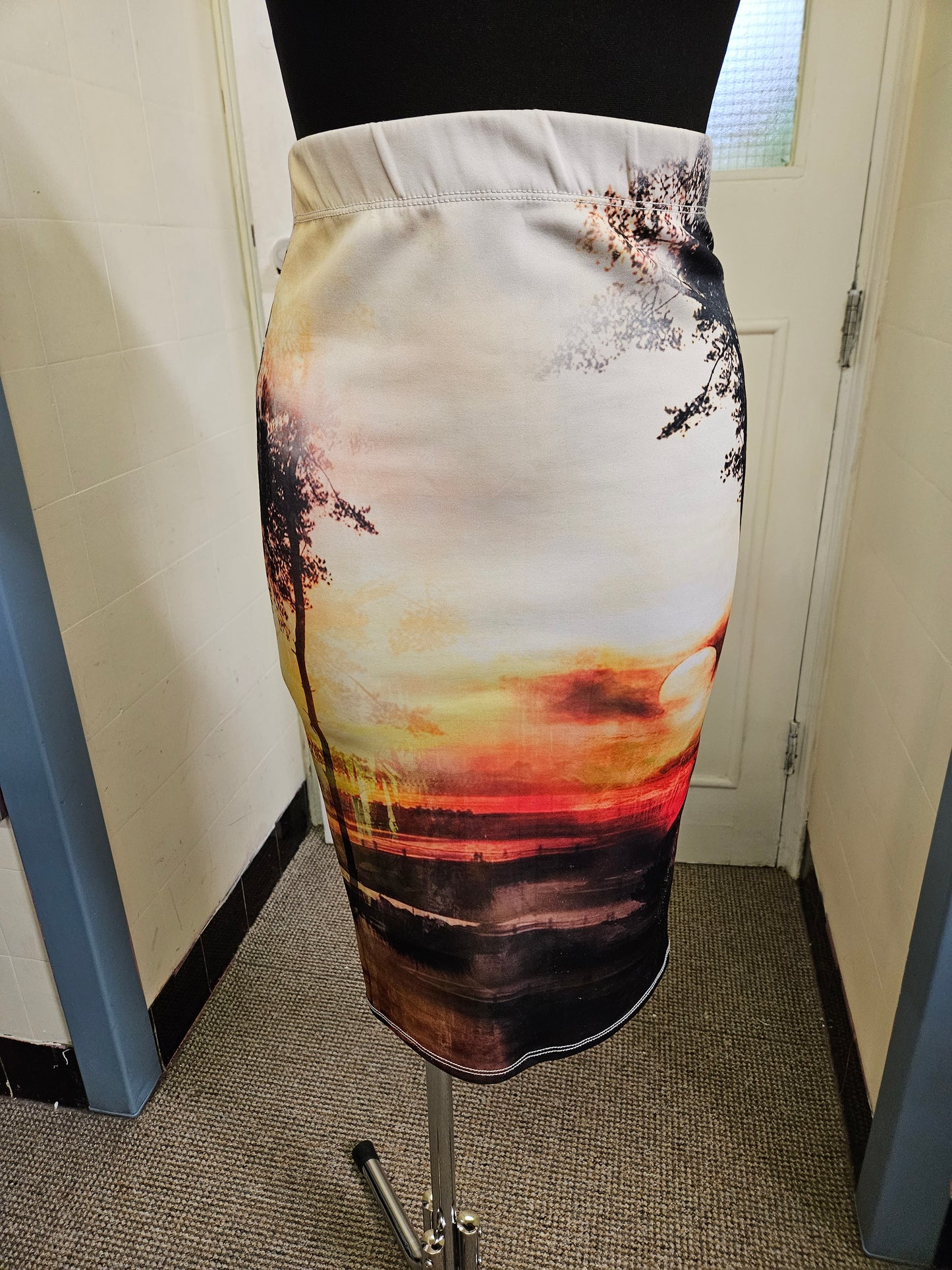 Sunset skirt, size S/M