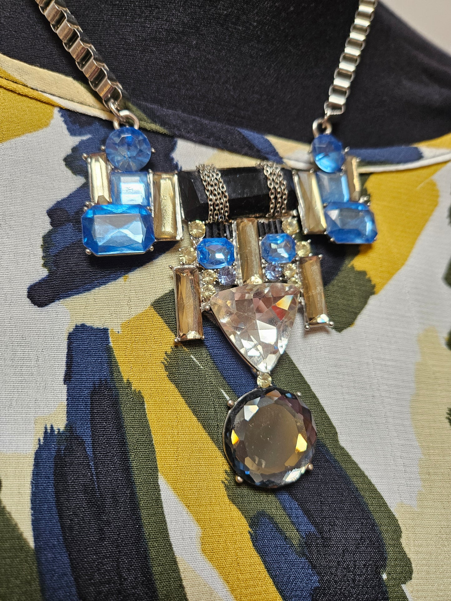 Blue/silver large necklace