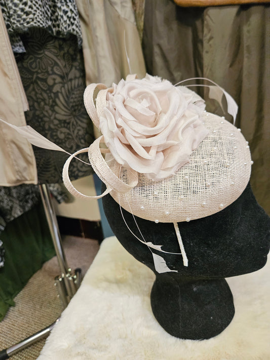 Jacques Vert, neutral colour headpiece, rrp 99€