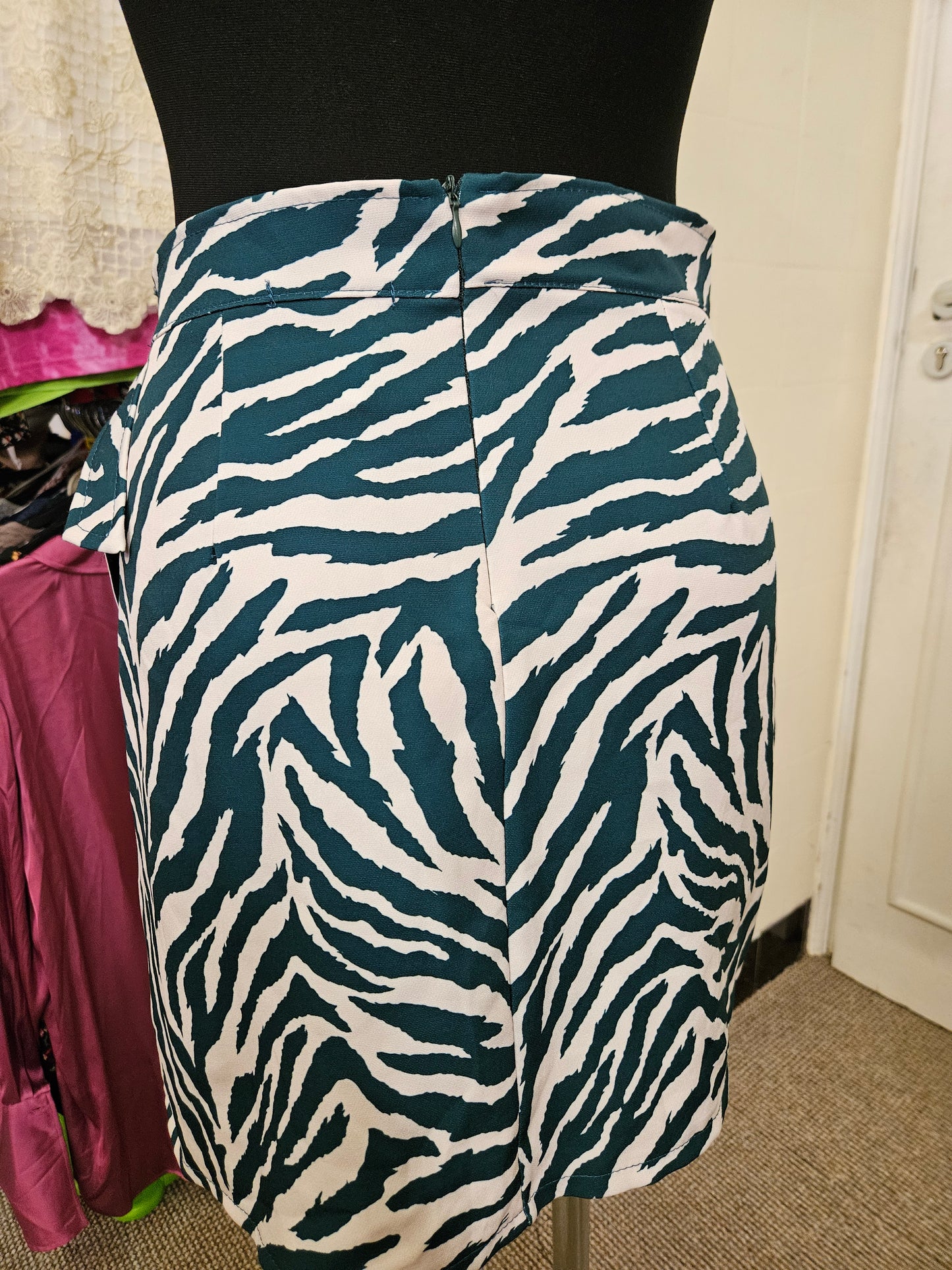 I saw it first, zebra print, mini skirt, new, size 12