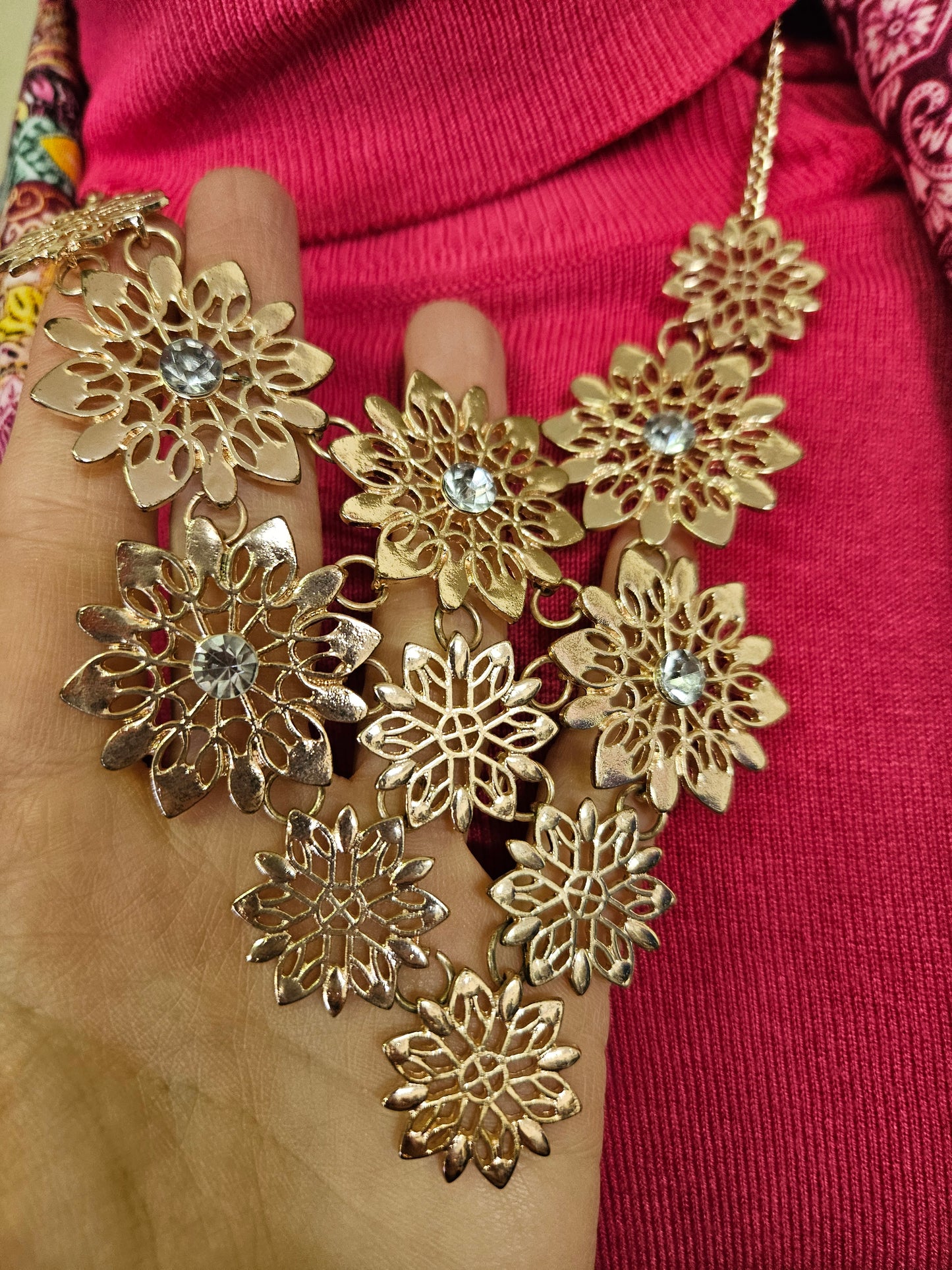 Golden flowers, statement necklace