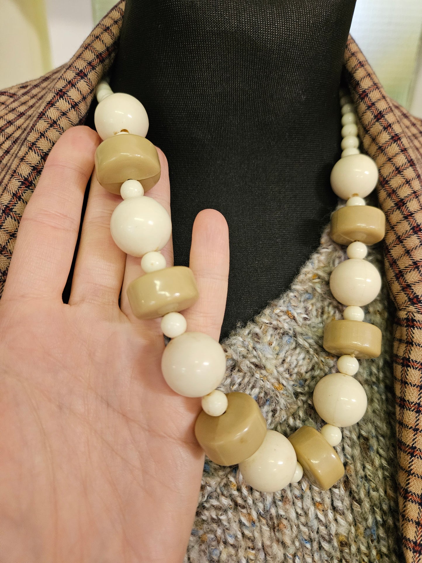 Nude,plastic beads