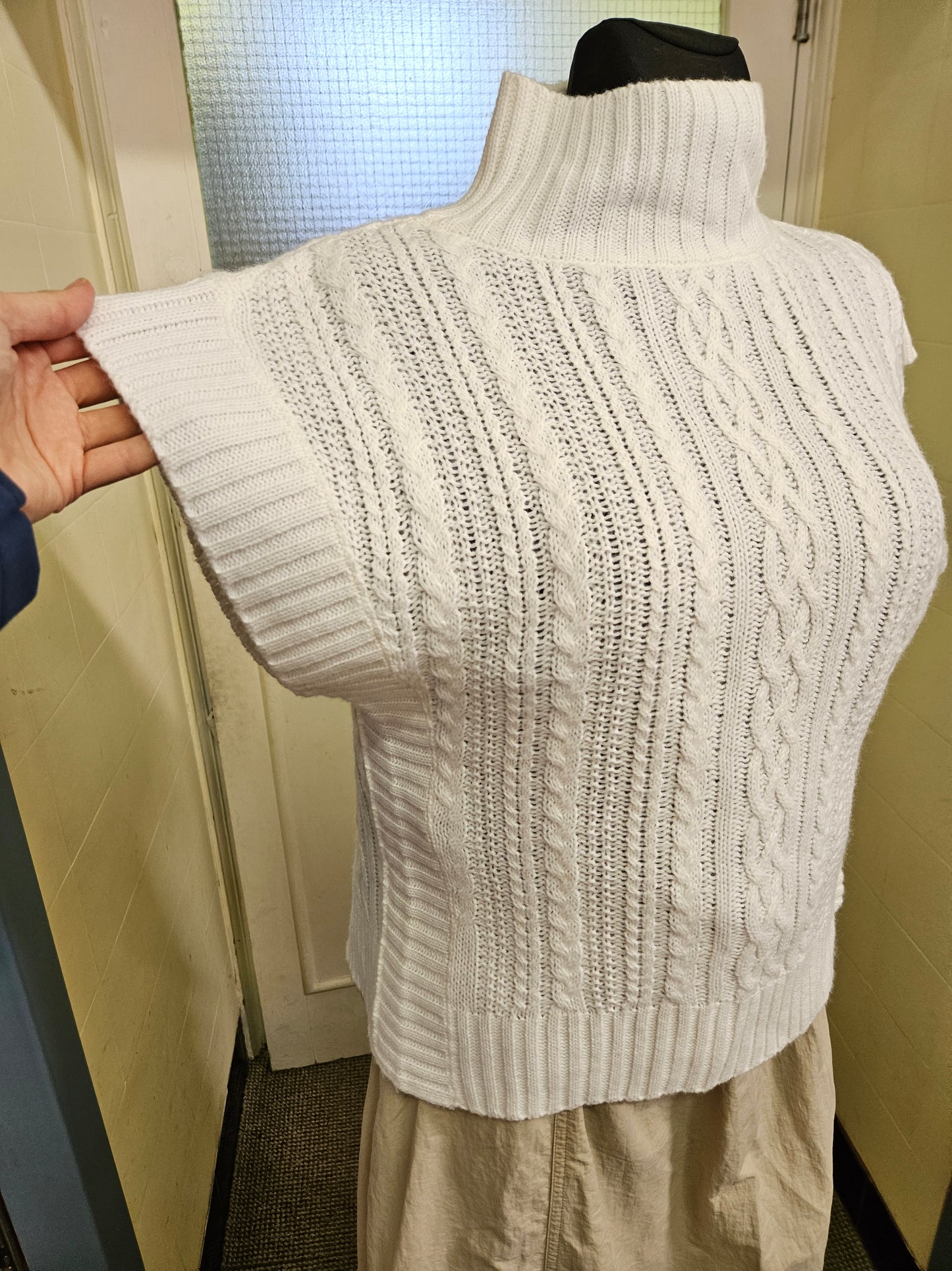 M&S, Cable-Knit, sleeveless turtleneck sweater, size 14
