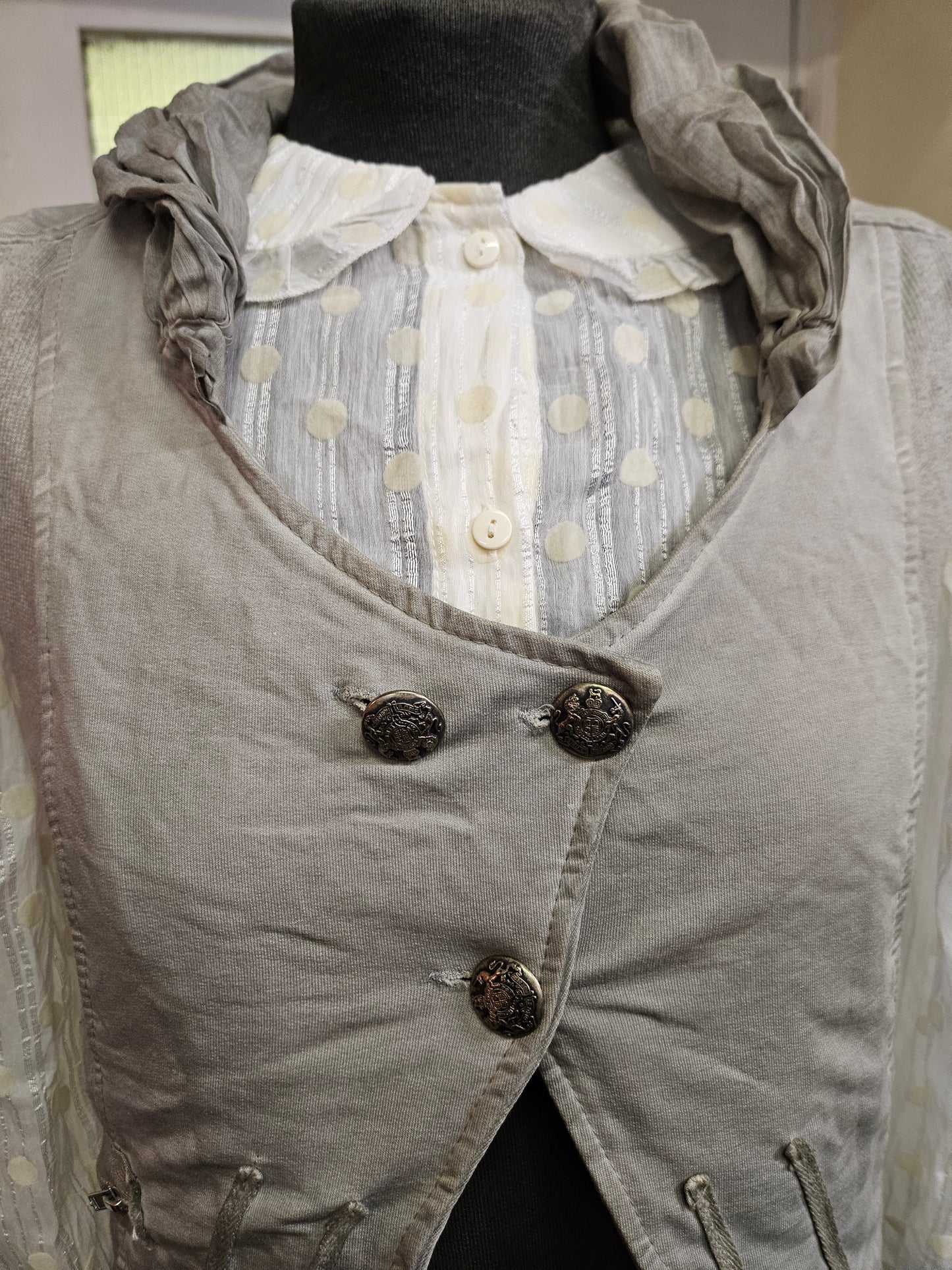 Be Inn, made in Italy,  light grey, unusual vest with collar, size M