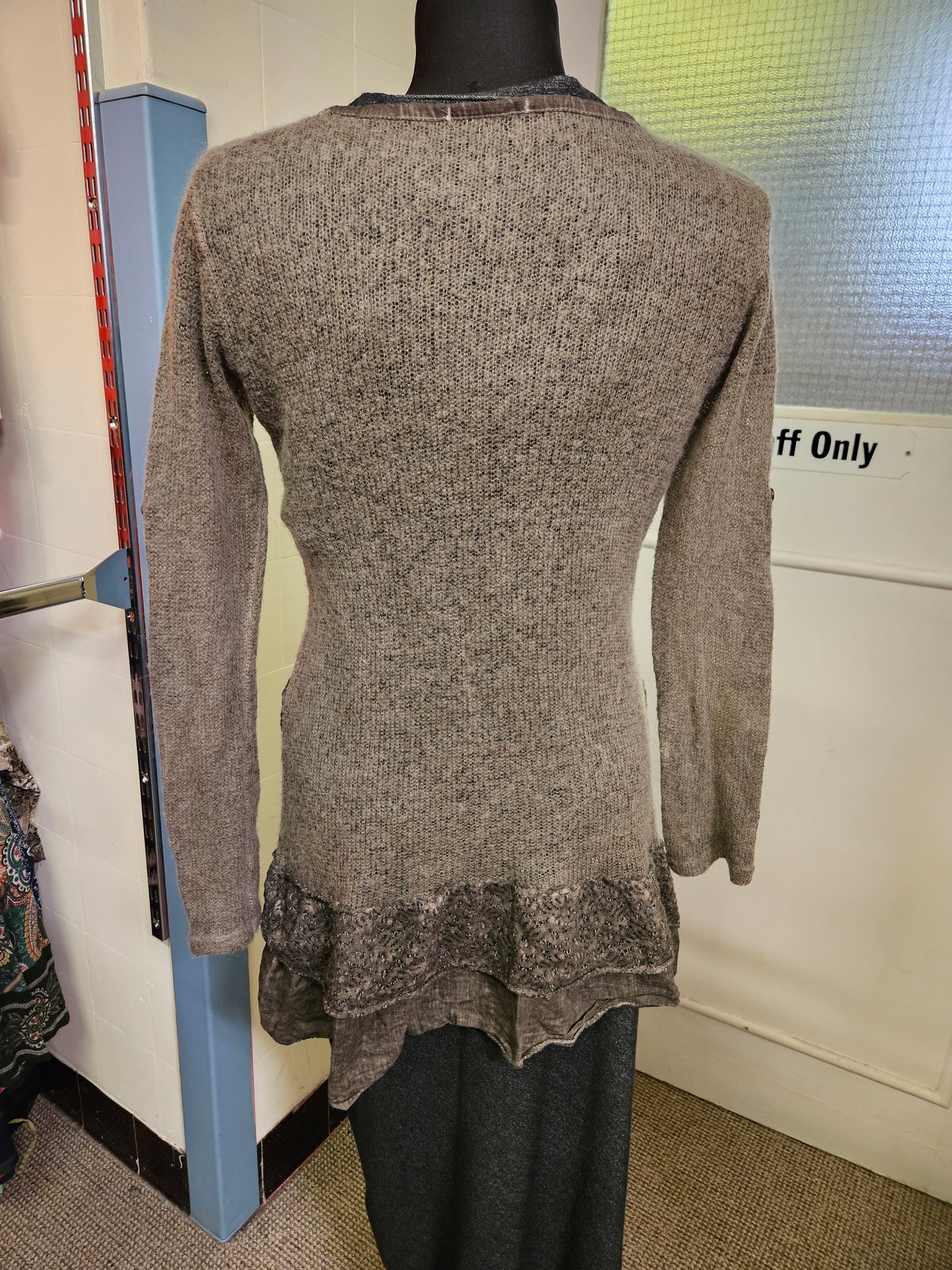 Unusual, crochet style top, no tag on it, size S/M