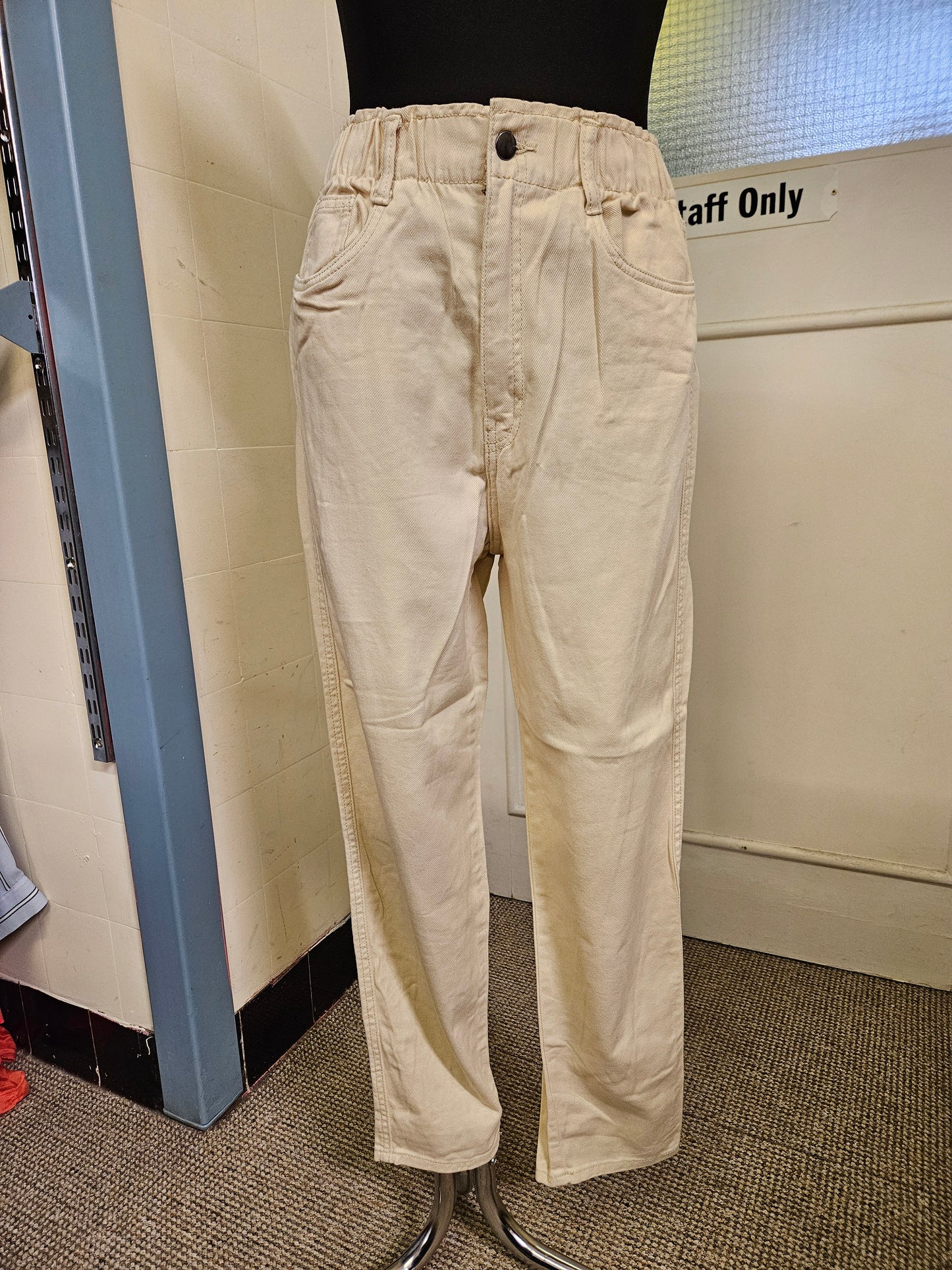 H&M beige jeans, size 8