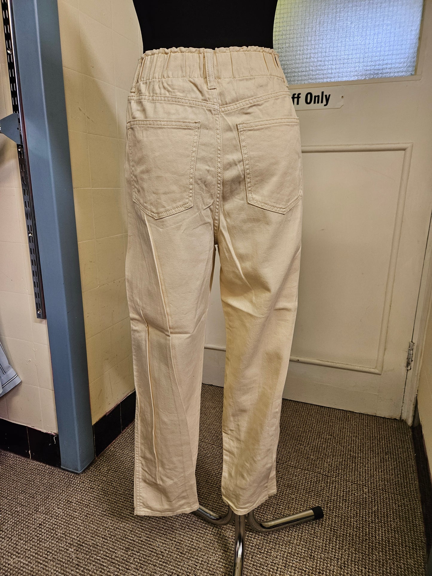 H&M beige jeans, size 8