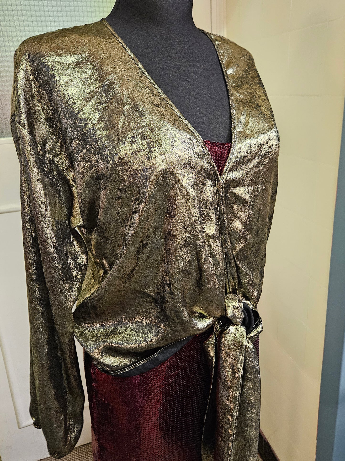 New Look, golden top, size 10