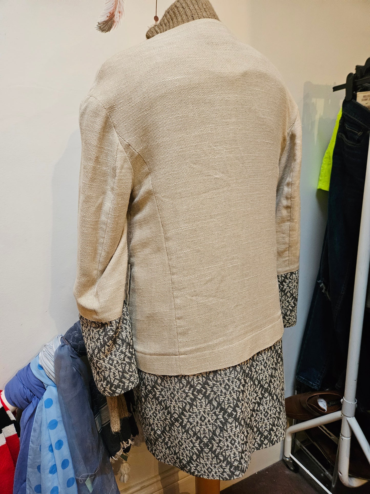 PerUna, elegant beige/ grey coat, size 10