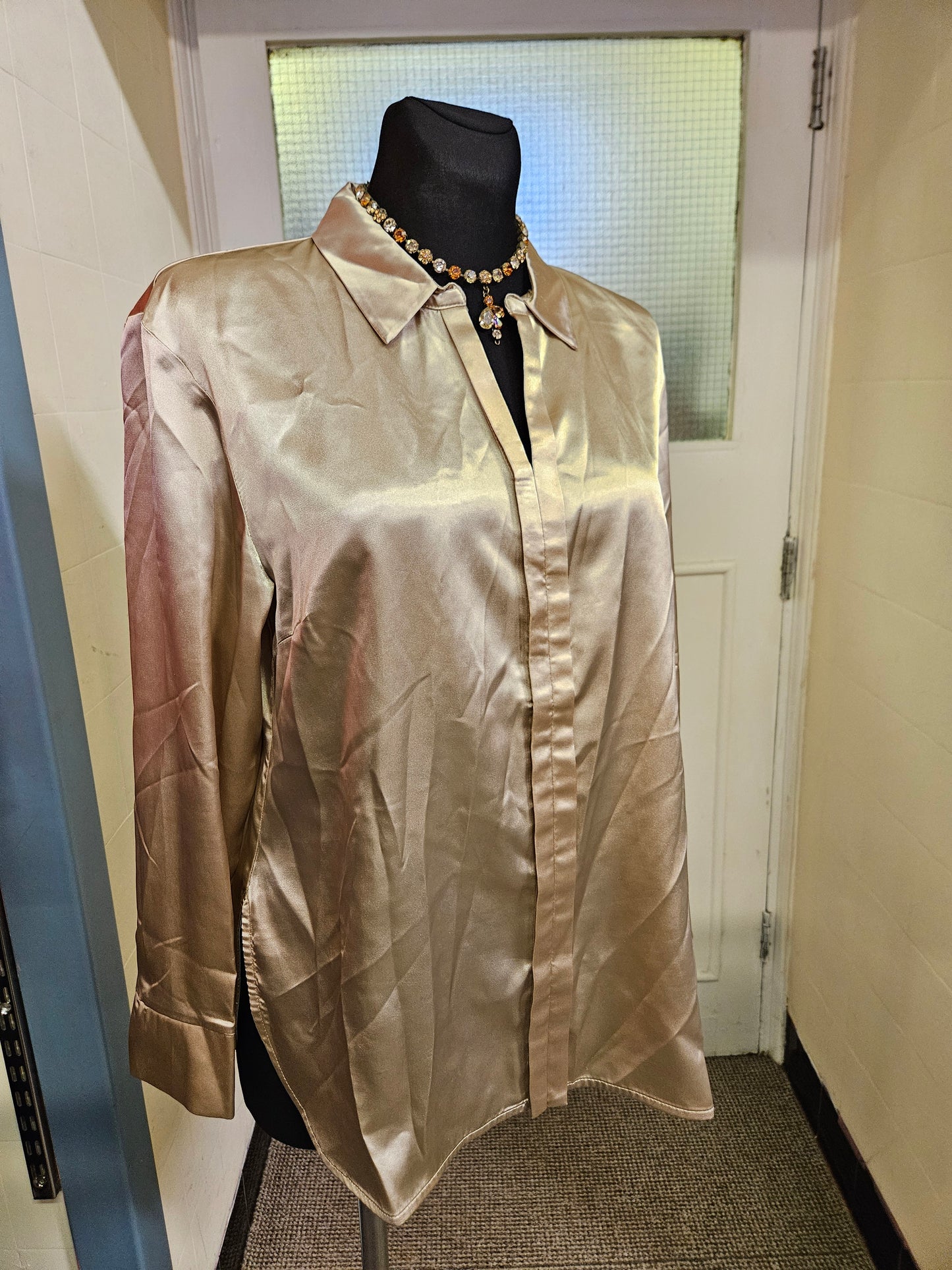No2moro, golden blouse, size 14