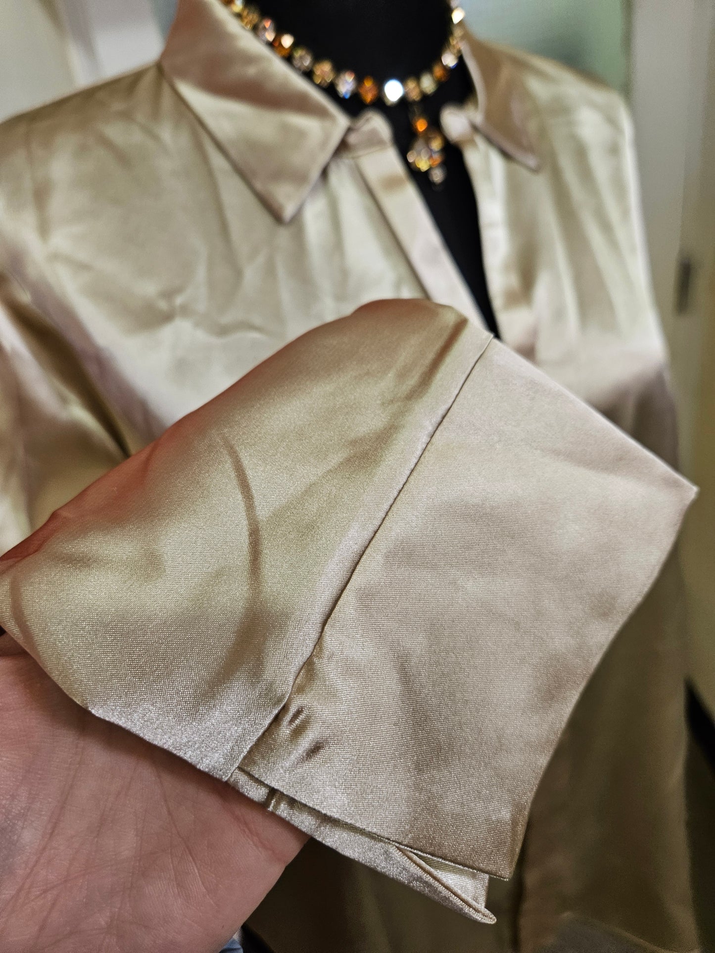 No2moro, golden blouse, size 14