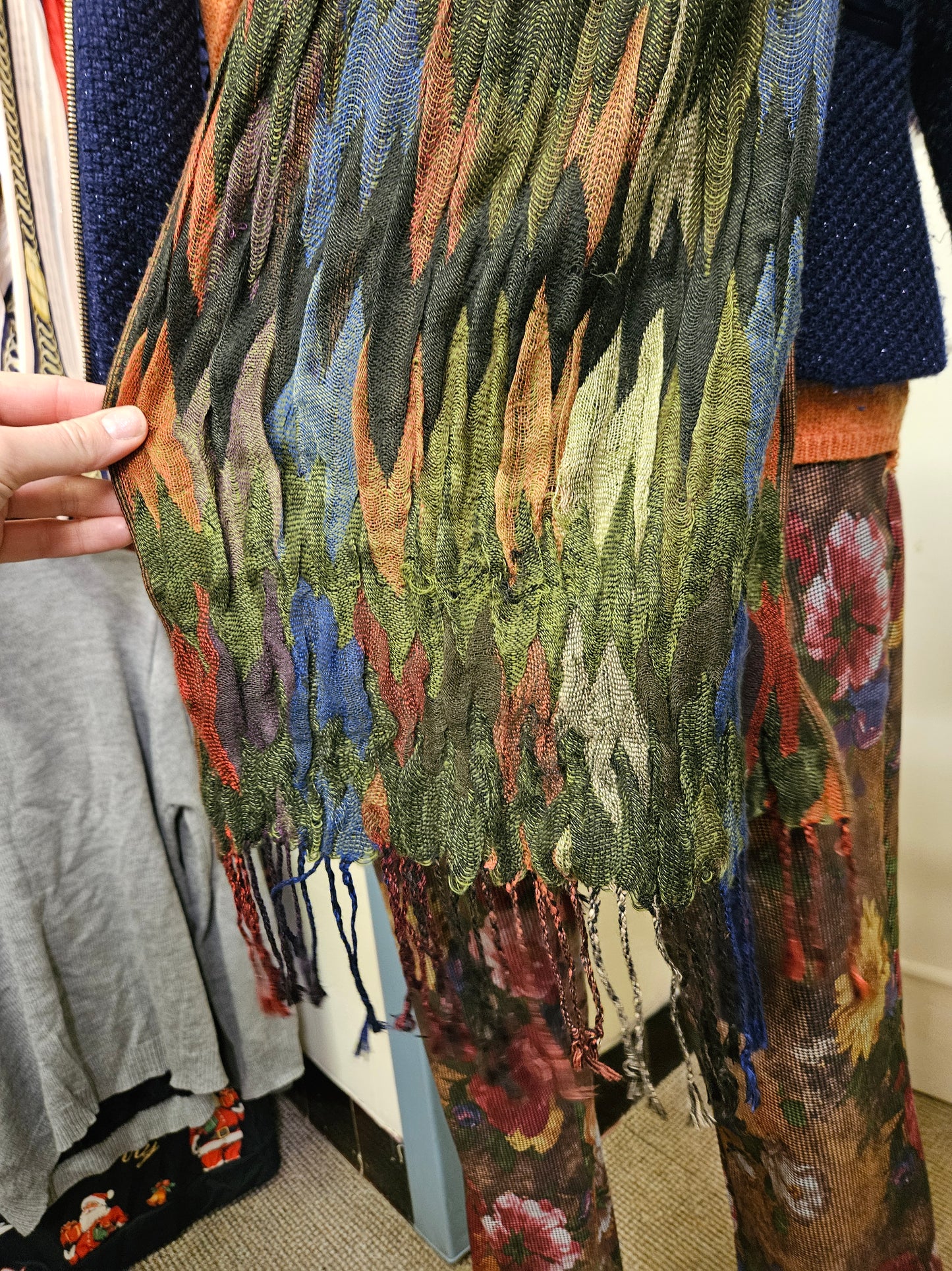 Suantrai of Ireland, colorful, 45% viscose scarf