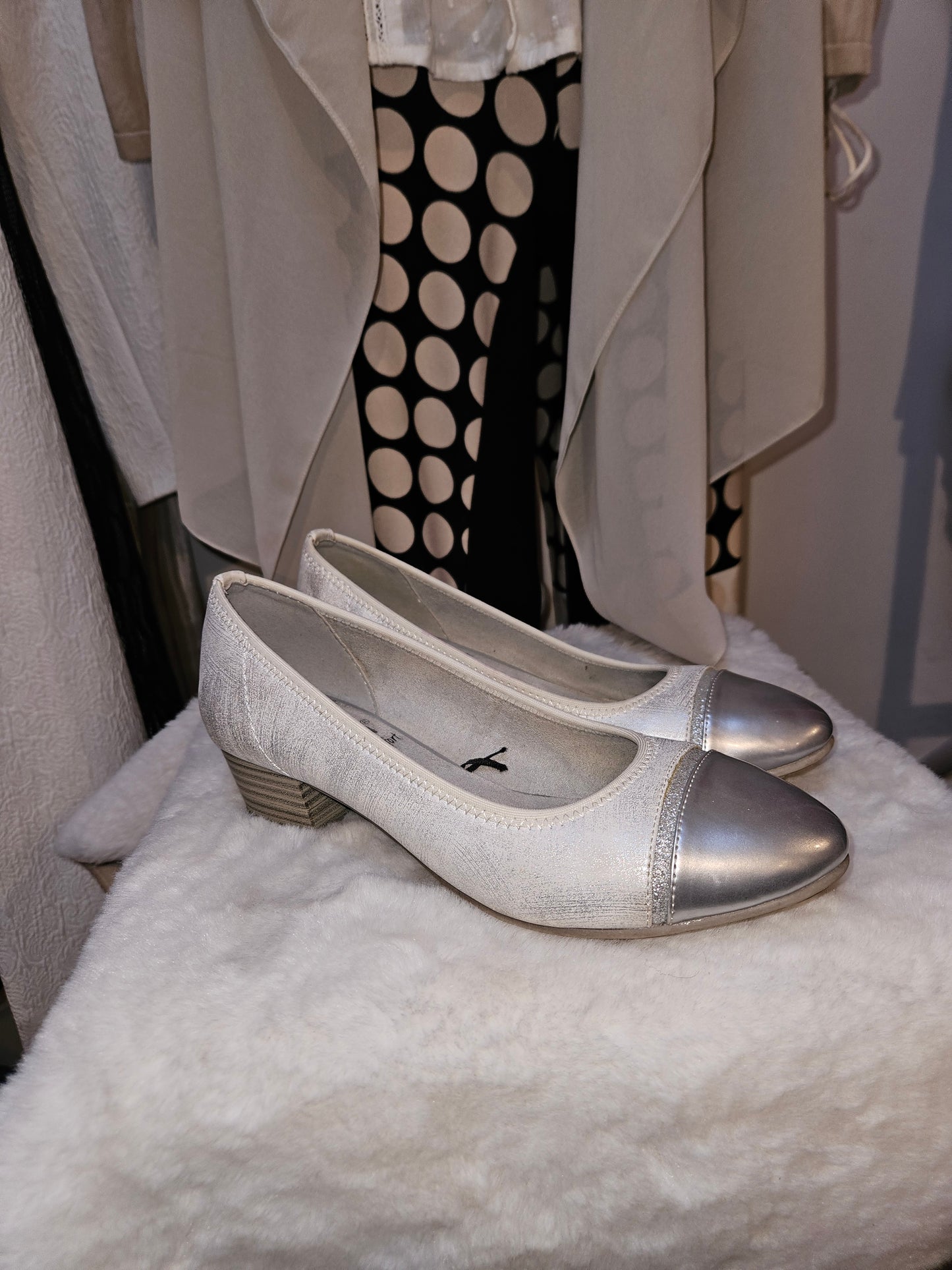 Jana, silver, low heel, court shoe, size 5 (wide fit)