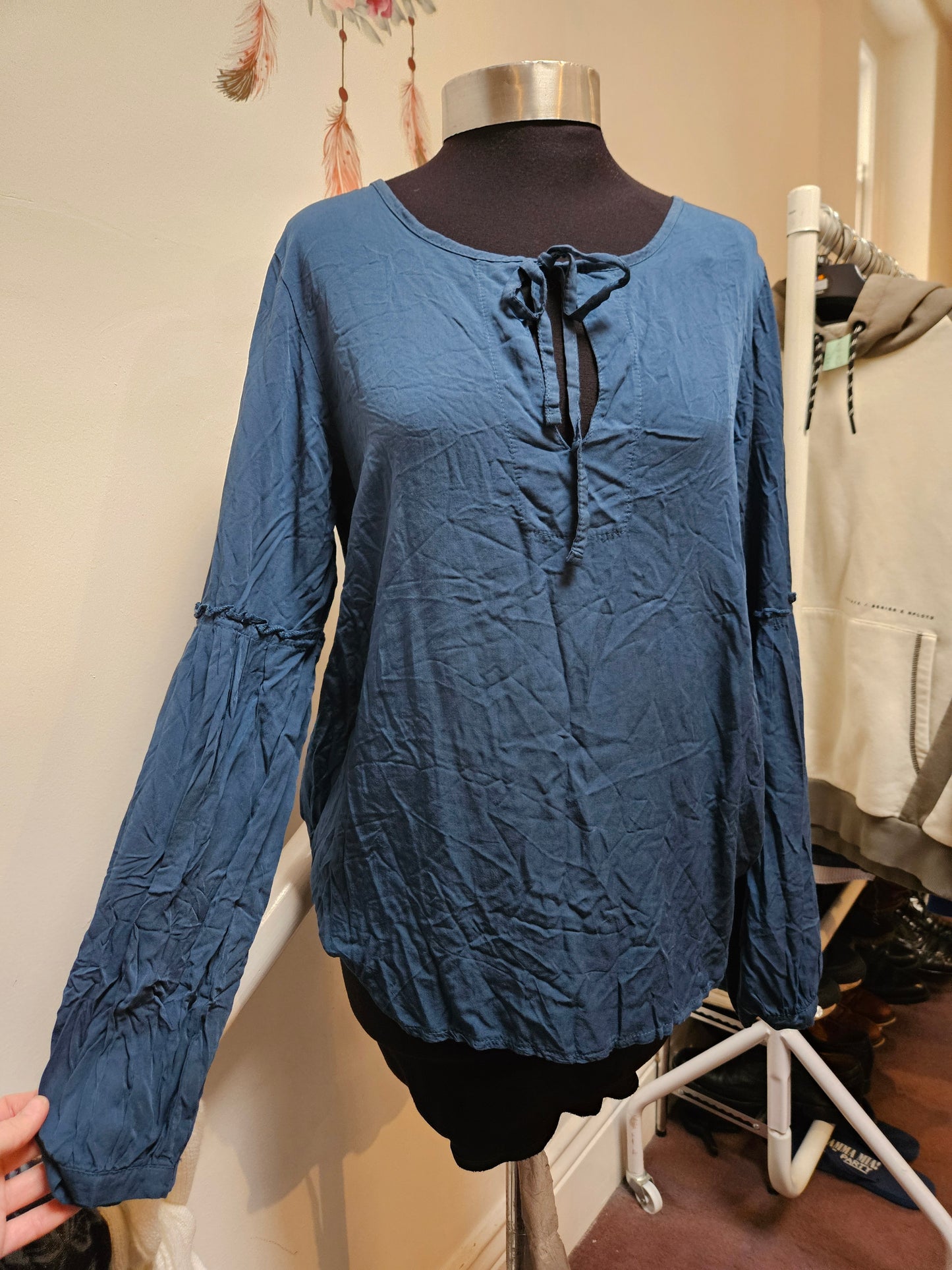 La Fe Maraboutee viscose blouse, tags on, rrp 75€, petrol blue, size M