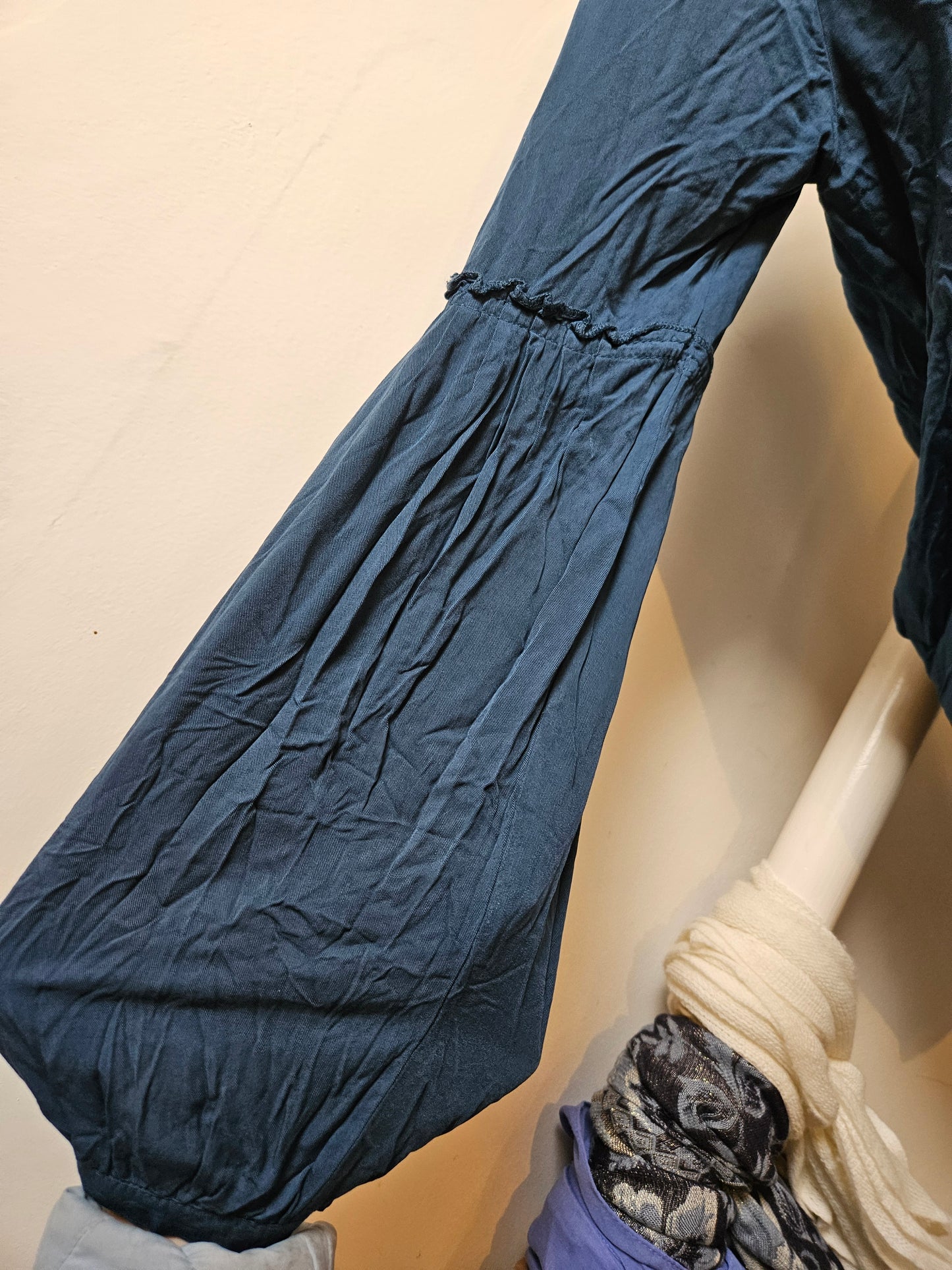 La Fe Maraboutee viscose blouse, tags on, rrp 75€, petrol blue, size M