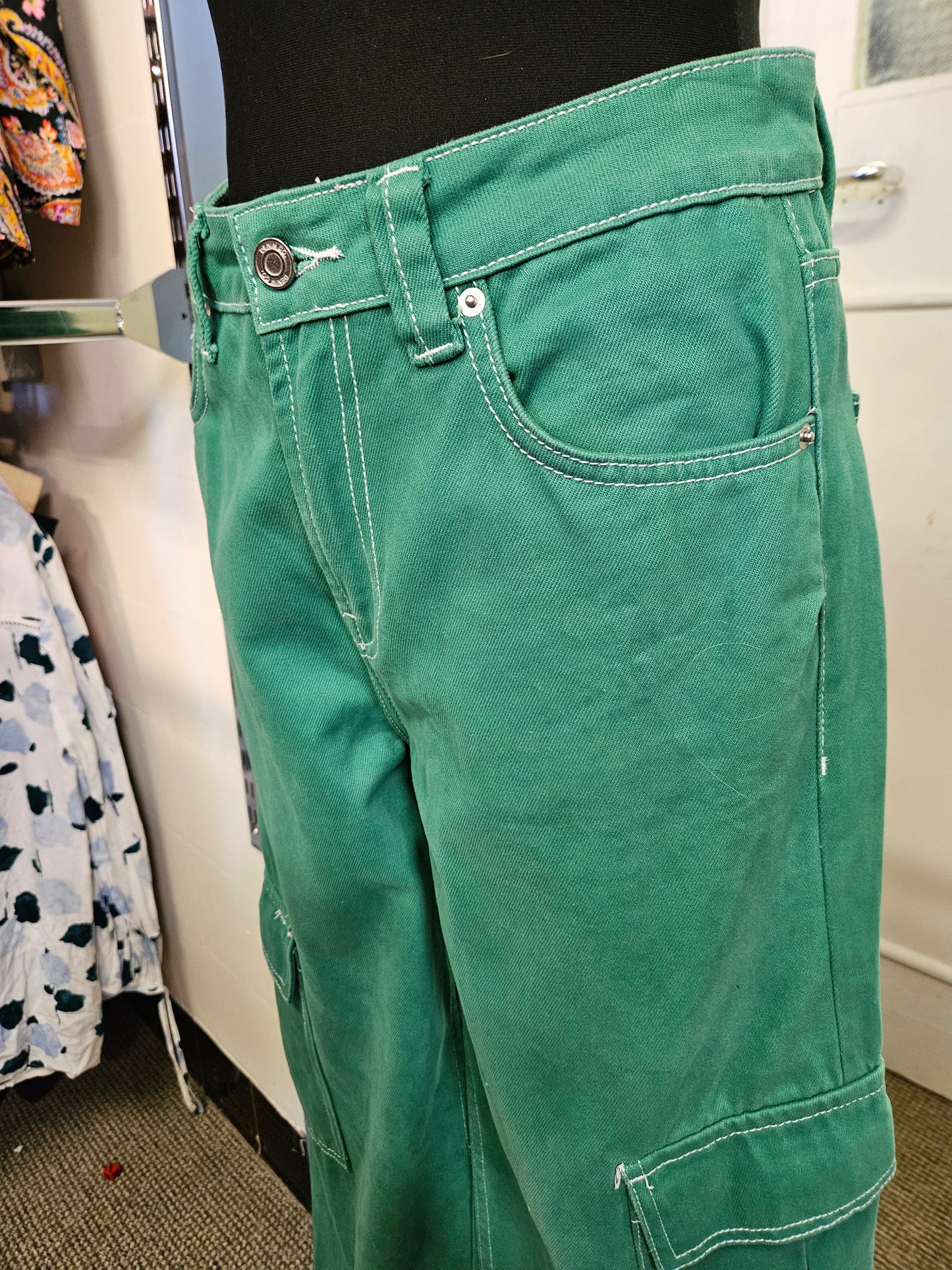 DenimCo, green cargo jeans, size 10