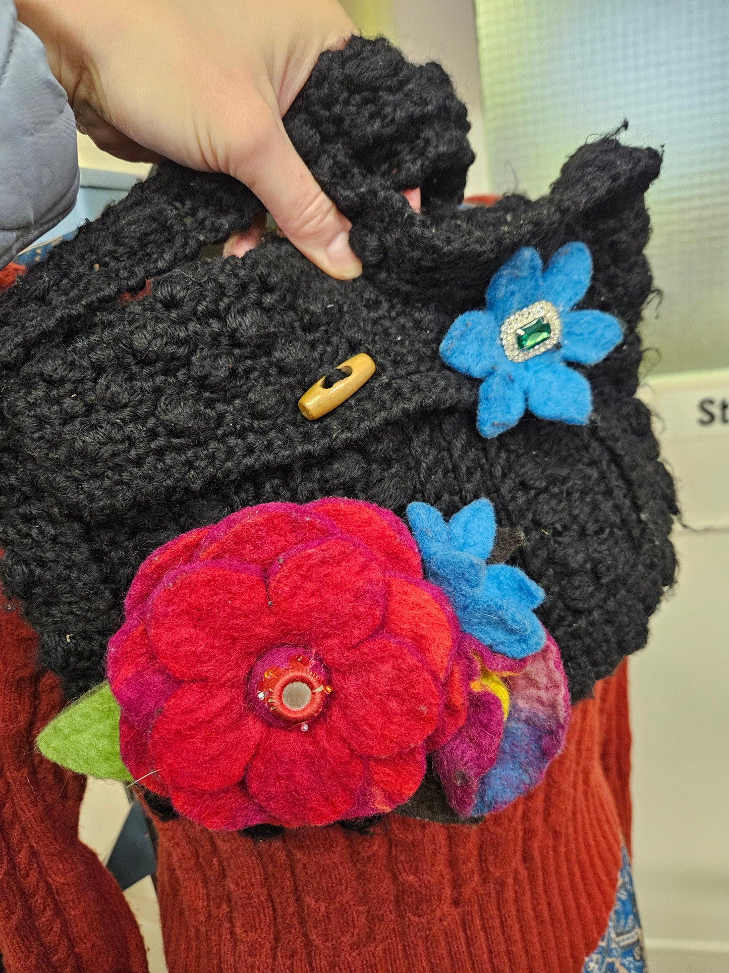 Handmade bag with felt flowers