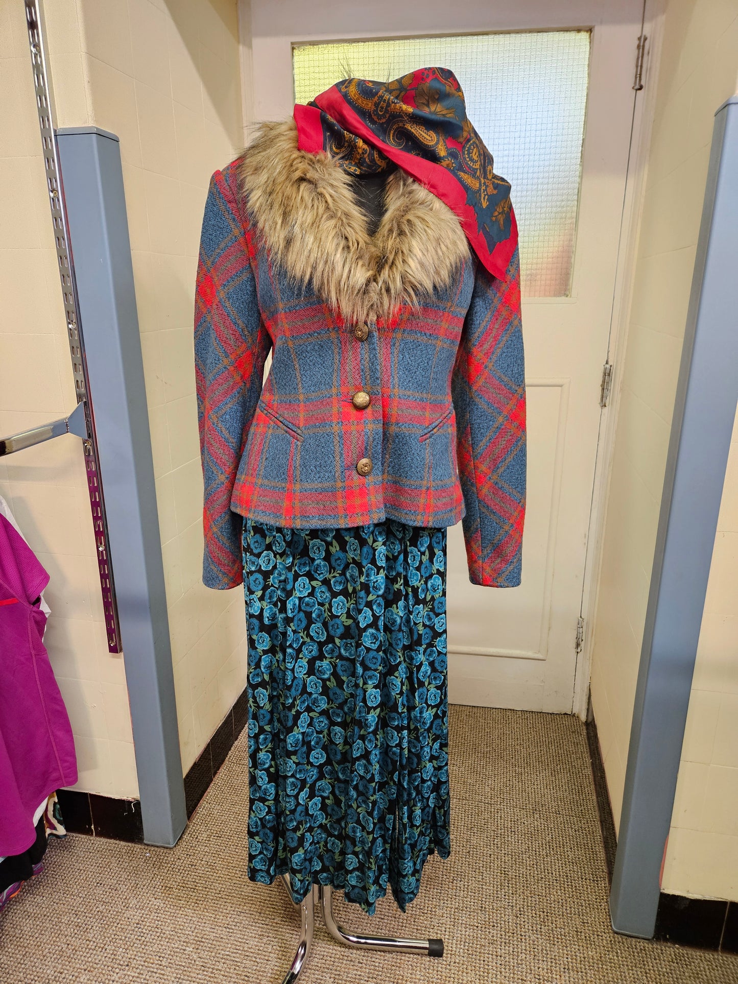 Joe Browns, Checked tweedy jacket with faux fur collar, size 14