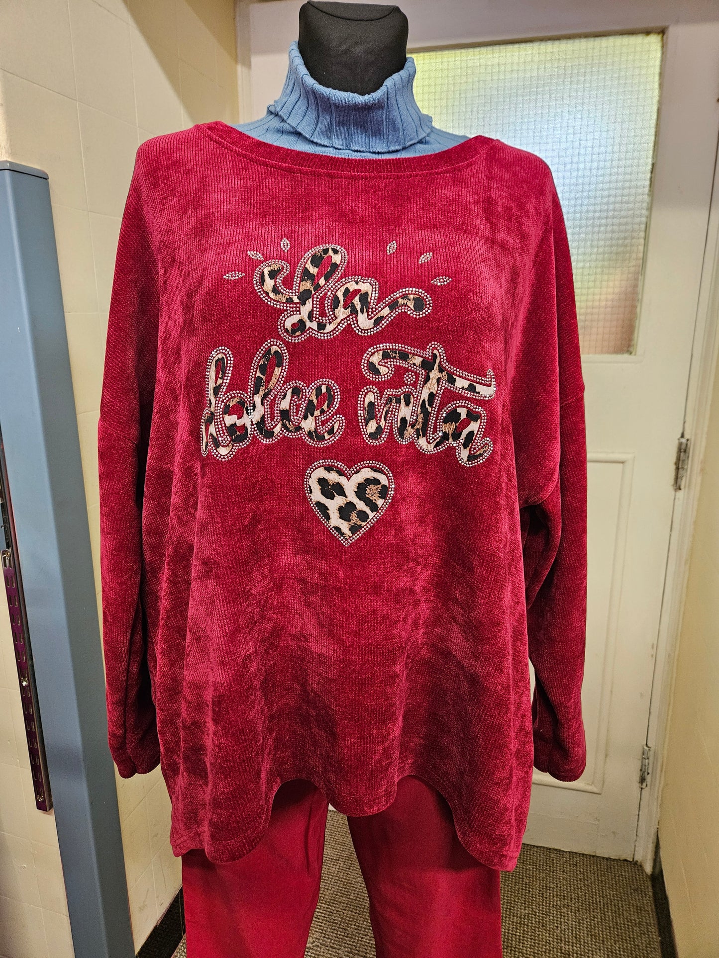 Vazzura, made in Italy, new jumper, size M/L