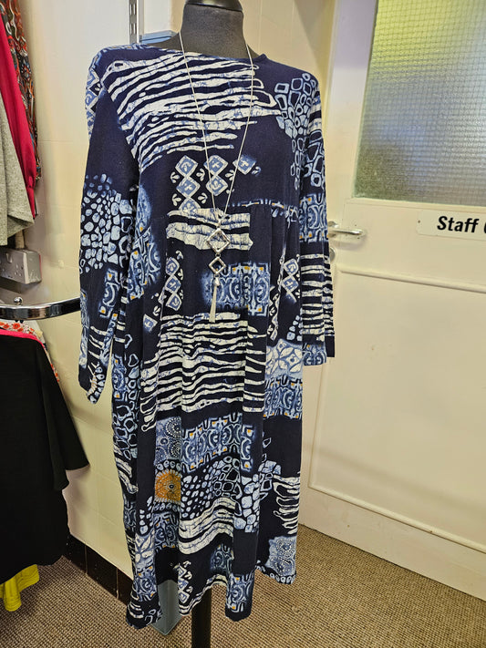 O-necue, abstract print dress, size L