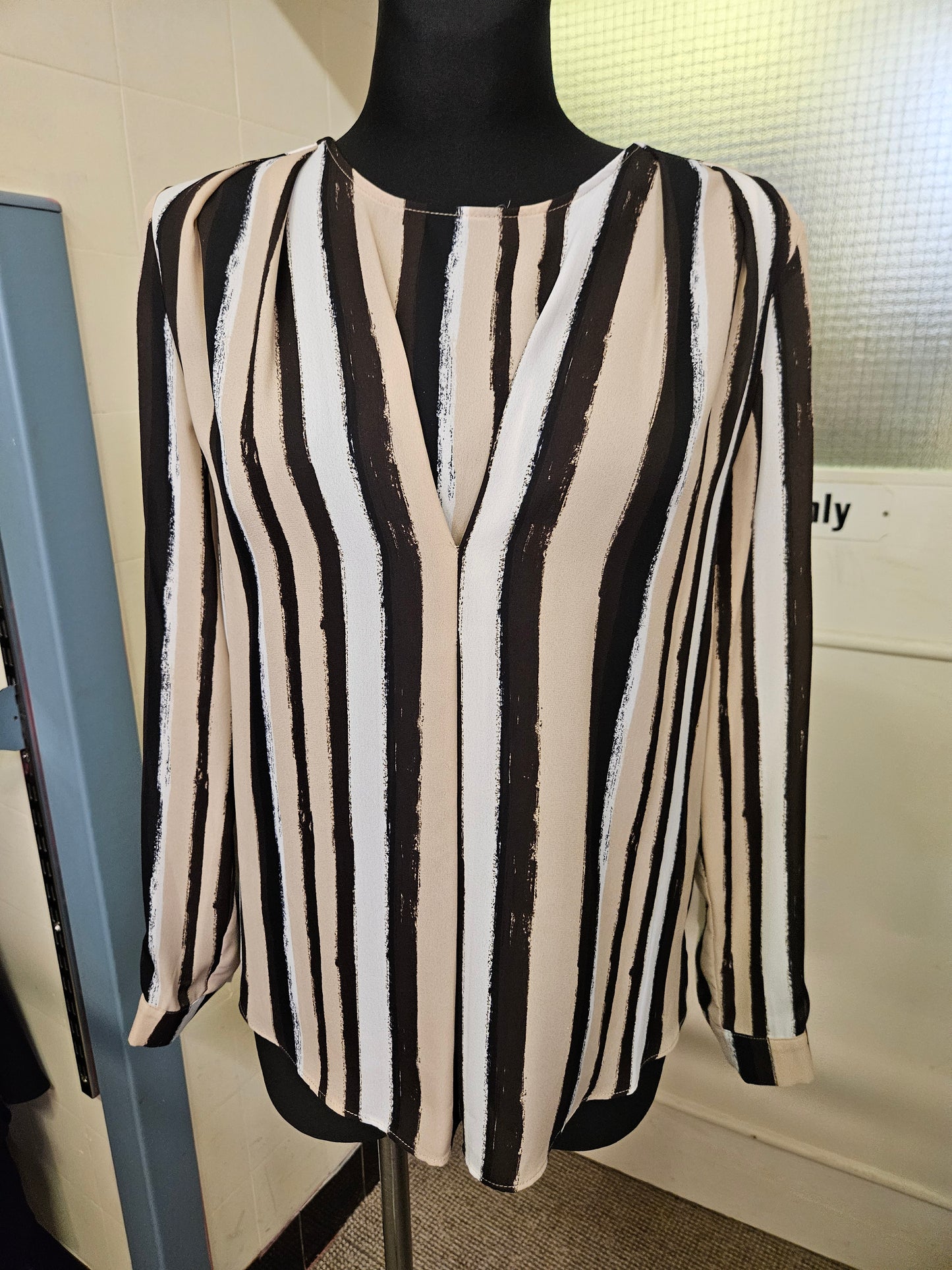 Linea, blouse size 10