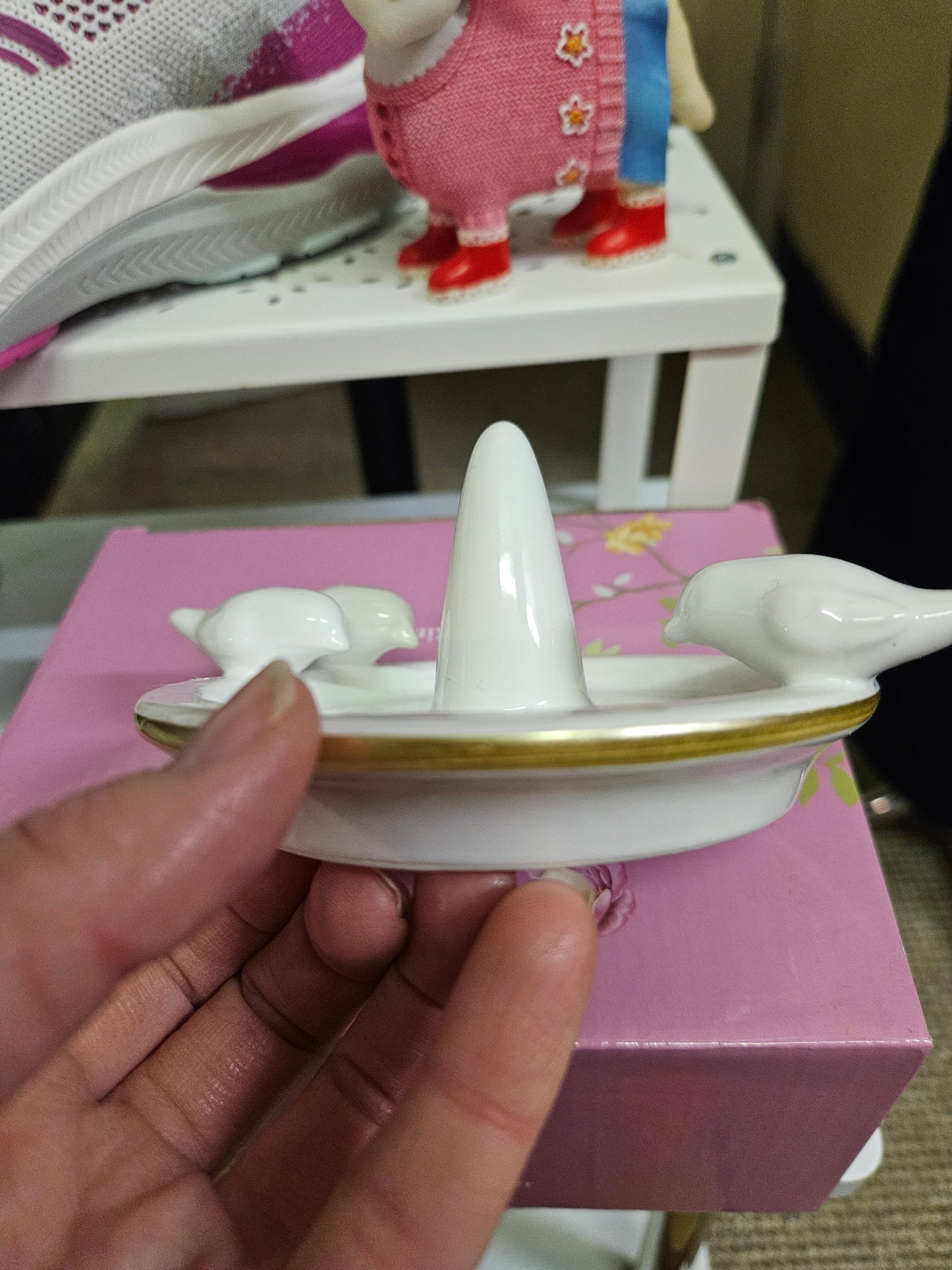 Bird ring holder, new