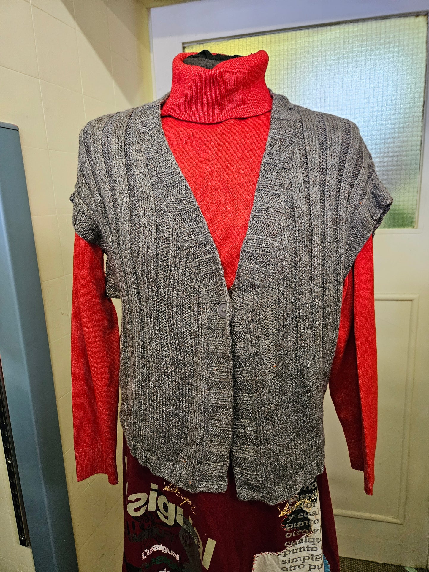 Grey, knitted vest, size S/M