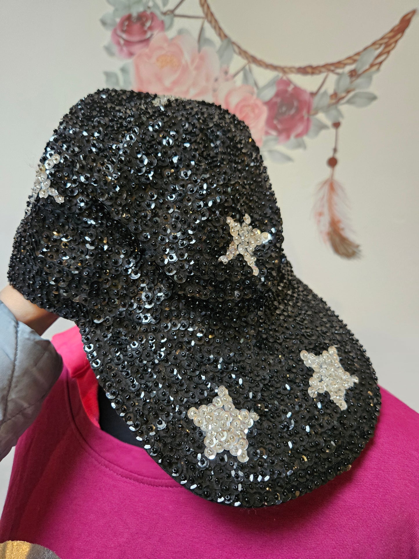 Black sequins cap, silver stars