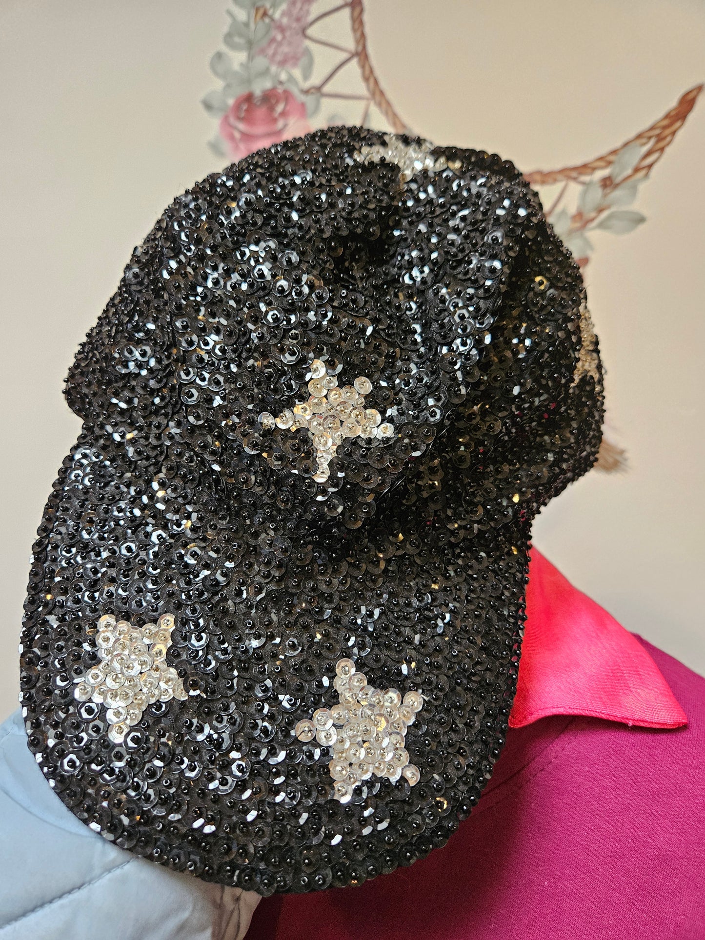 Black sequins cap, silver stars