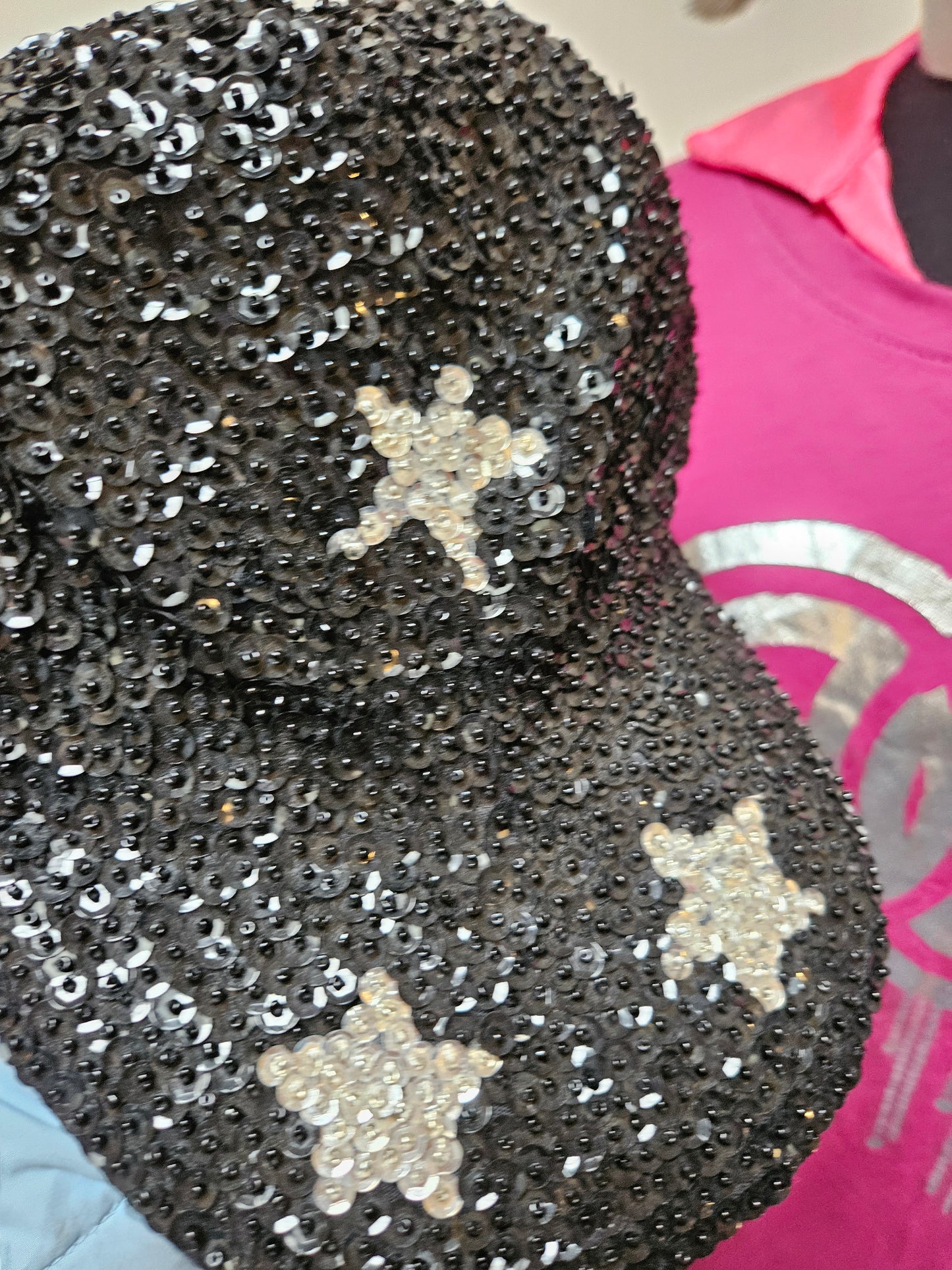 Black sequins cap, silver stars