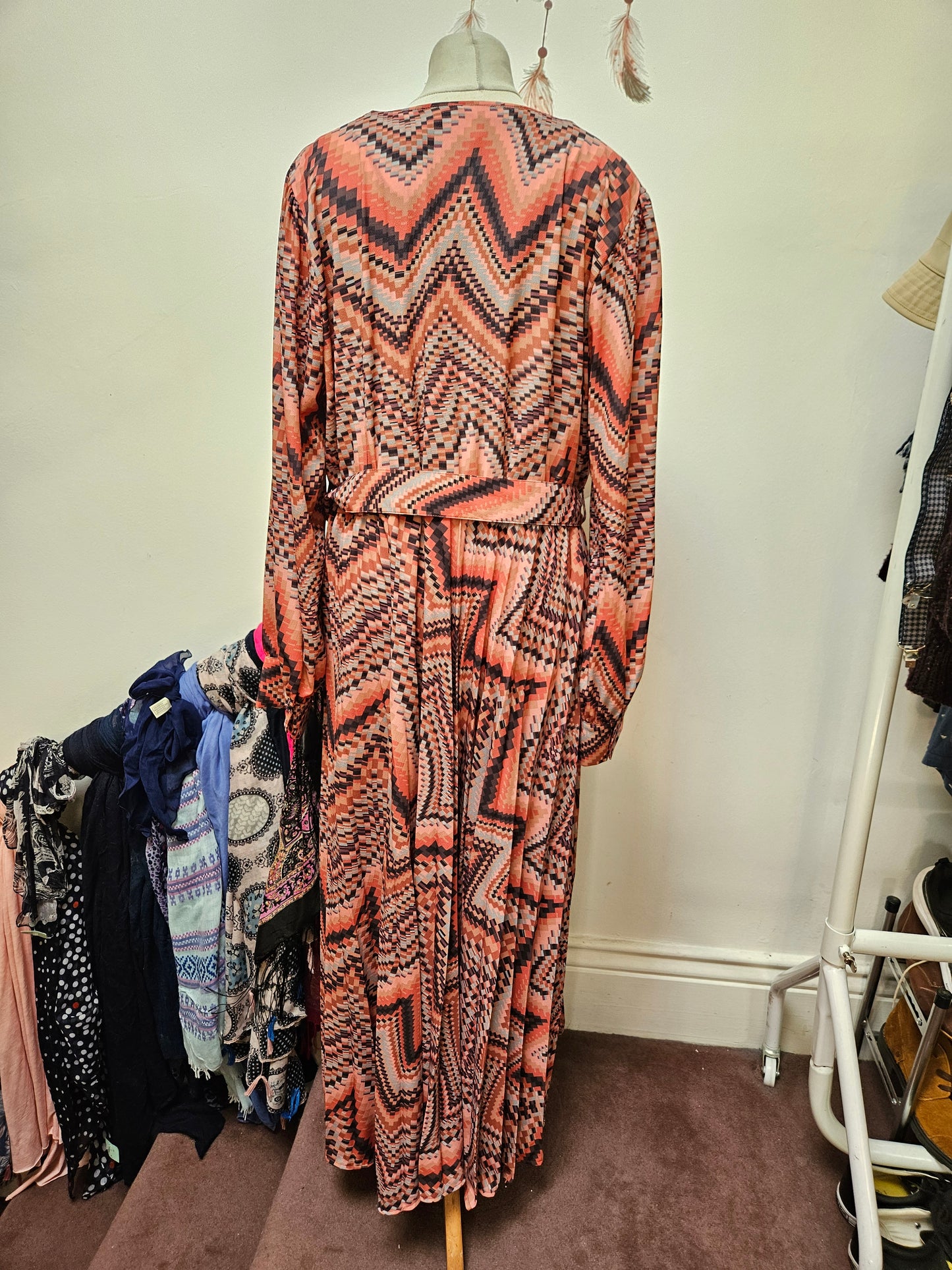 Gallery, patterned maci dress, size 18