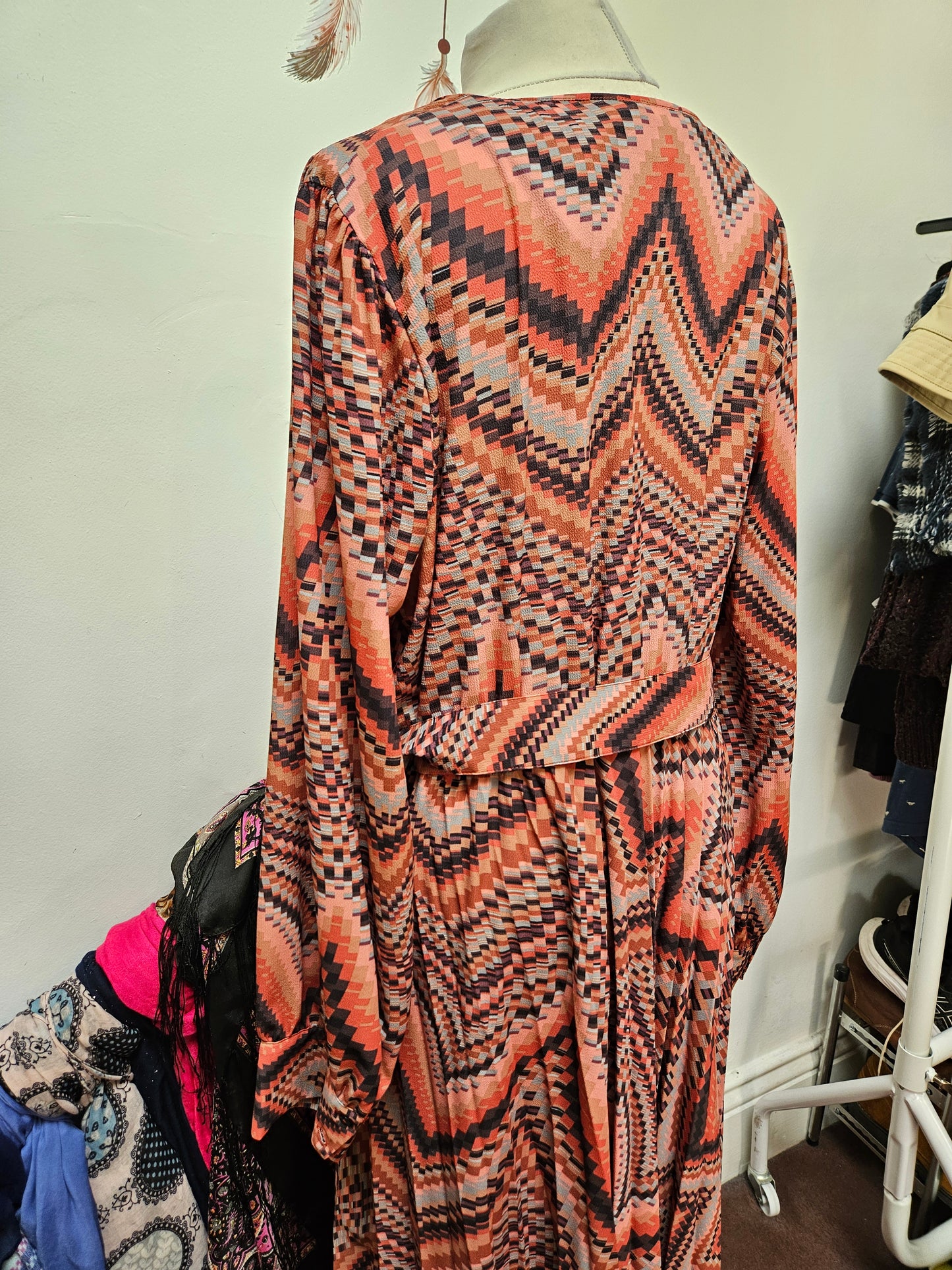 Gallery, patterned maci dress, size 18