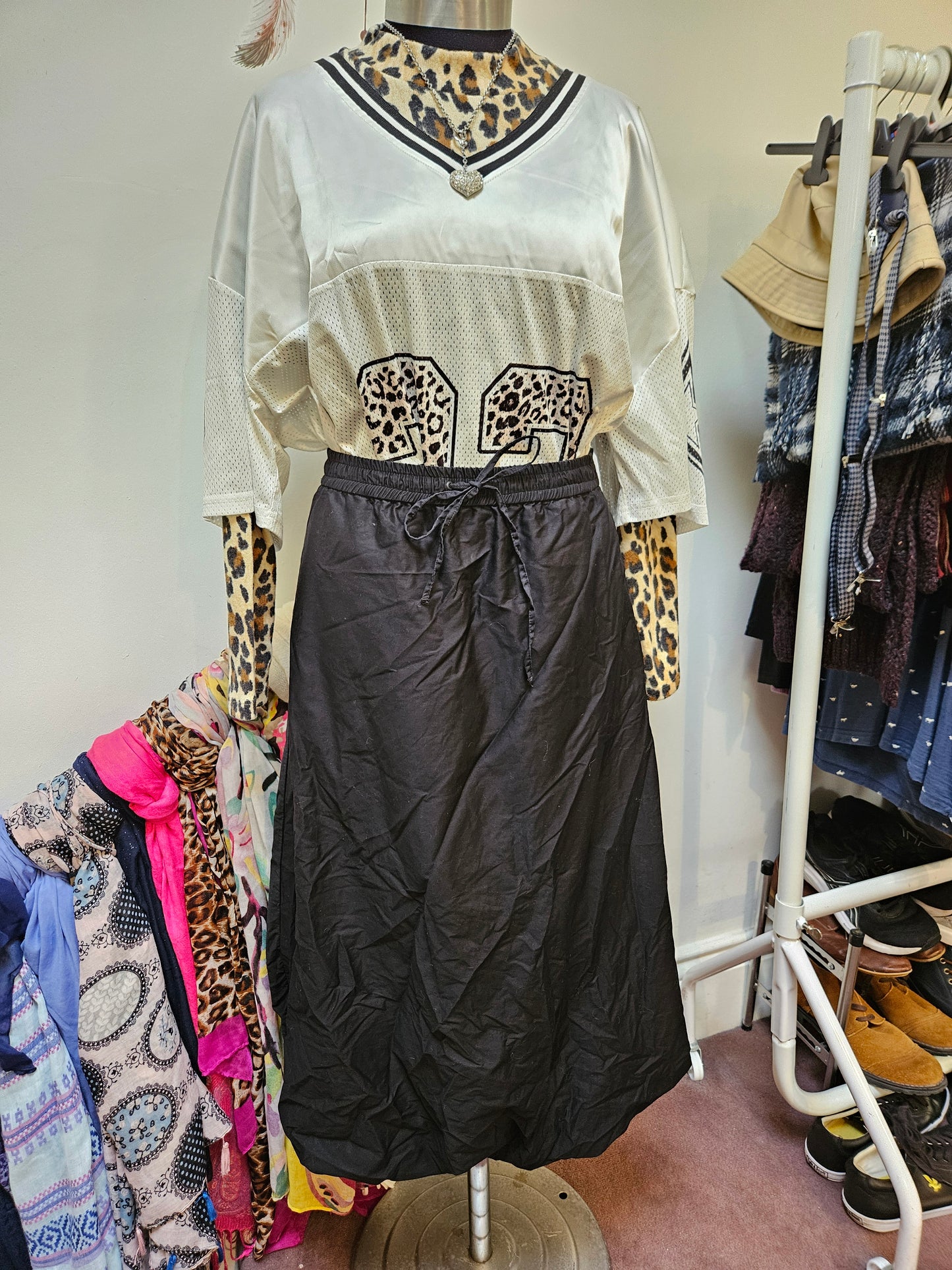 Zara, cargo style skirt, size S